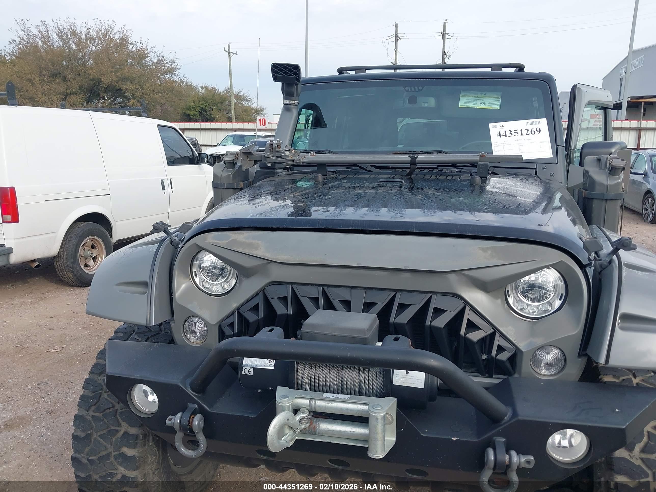 JEEP WRANGLER image 6