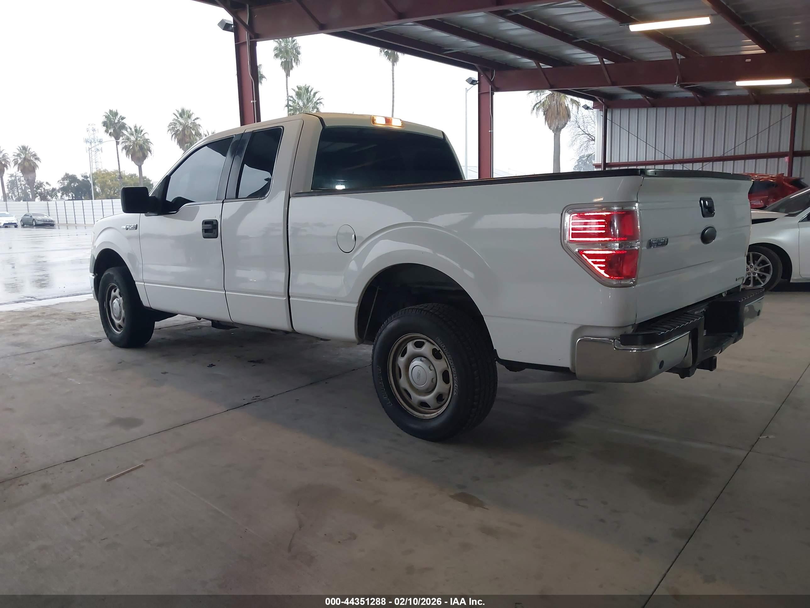FORD F-150 image 3