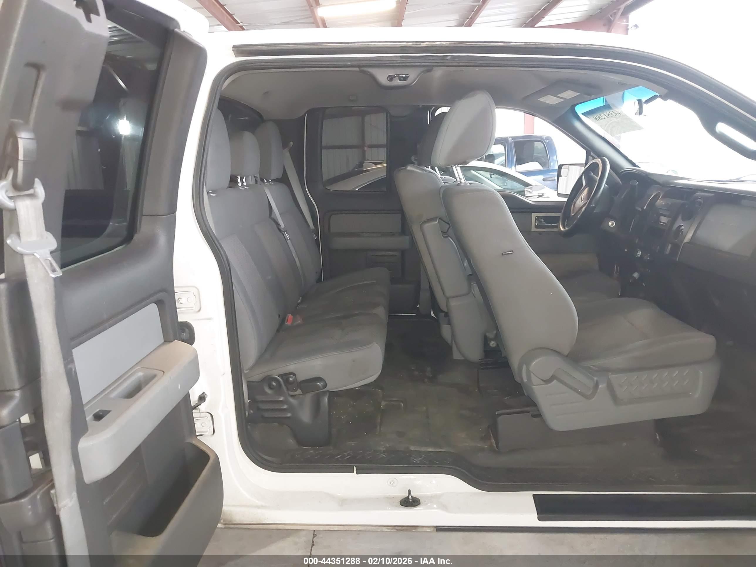 FORD F-150 image 8