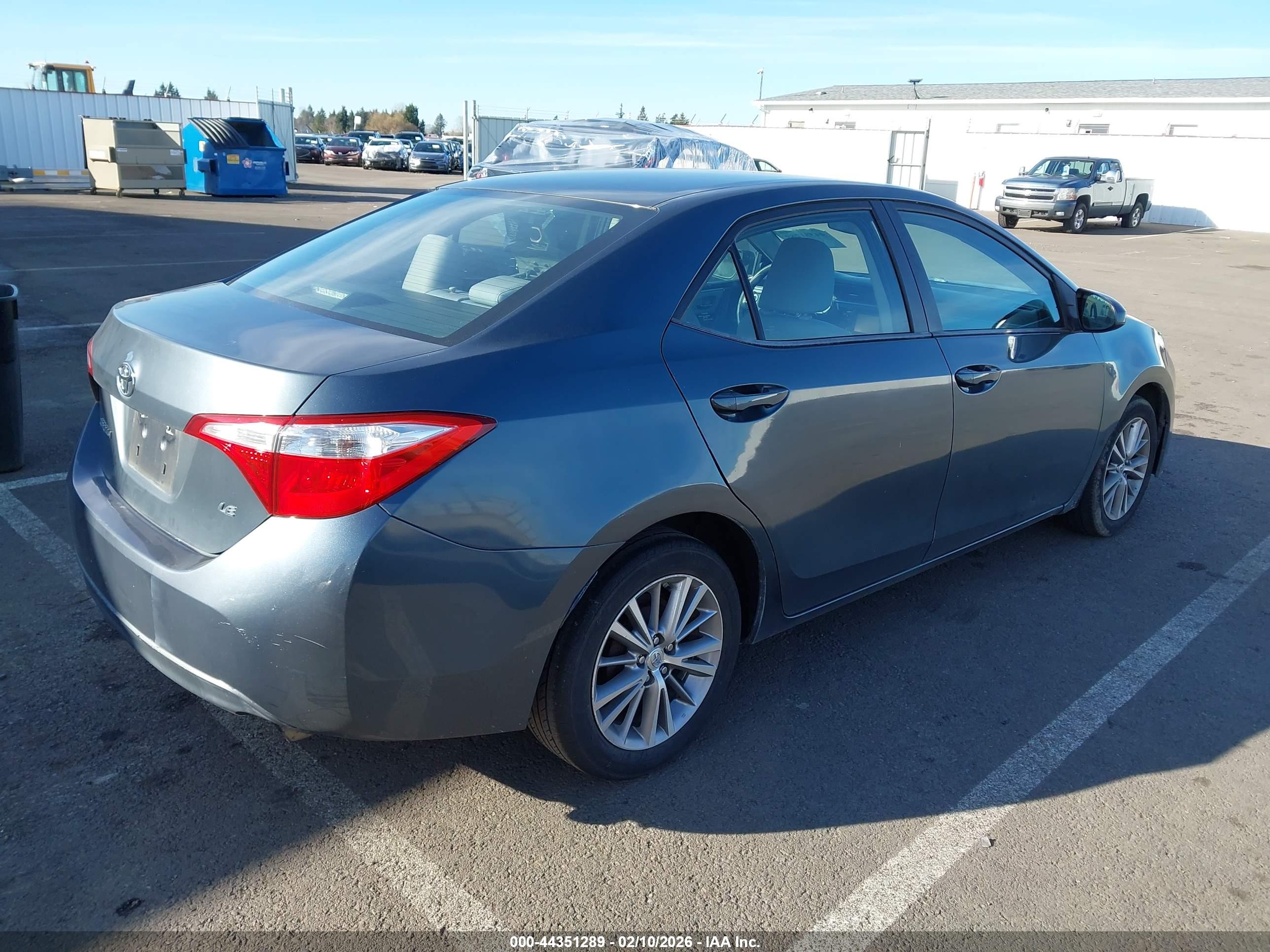 TOYOTA COROLLA image 4