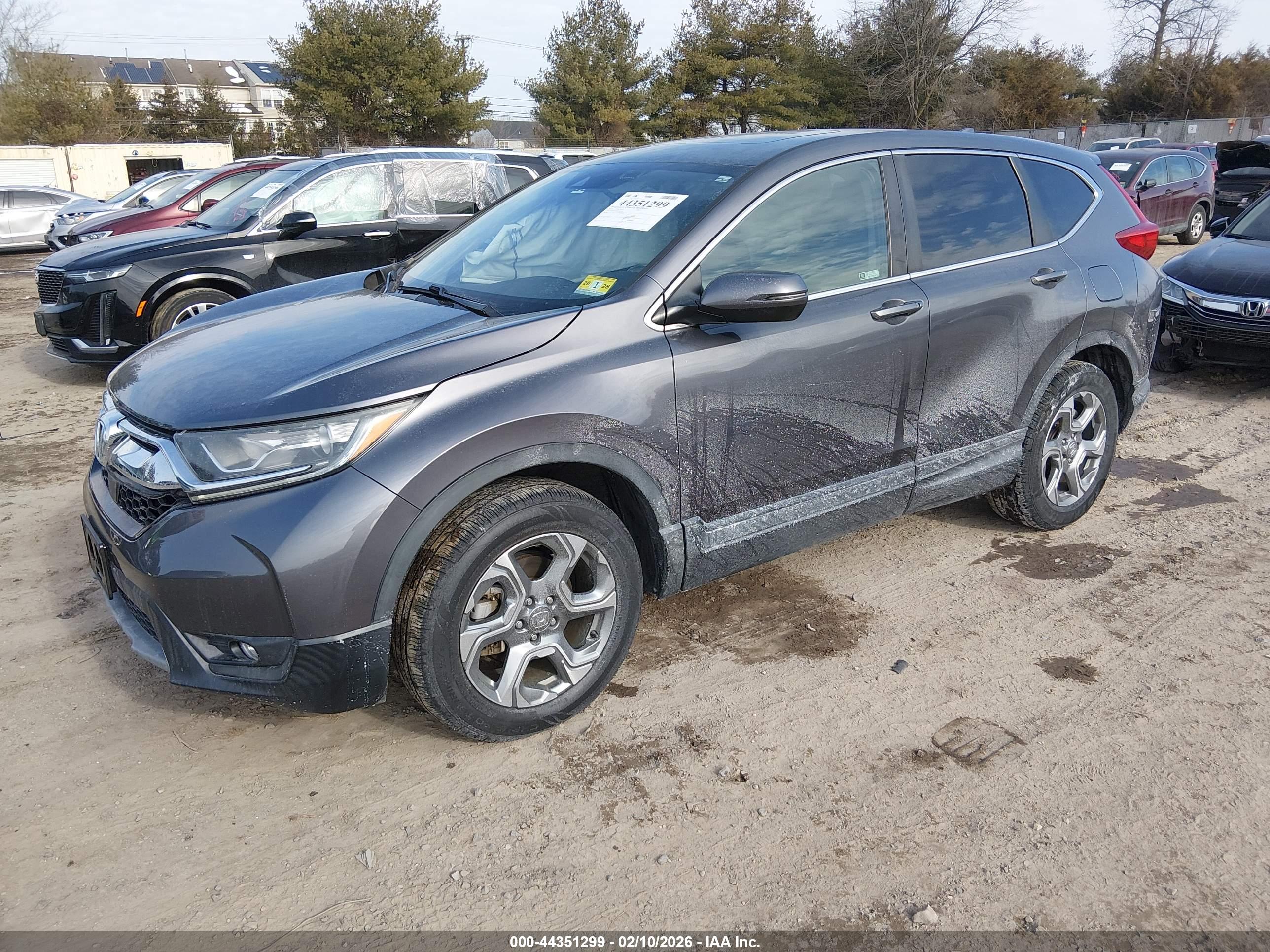 HONDA CR-V image 2