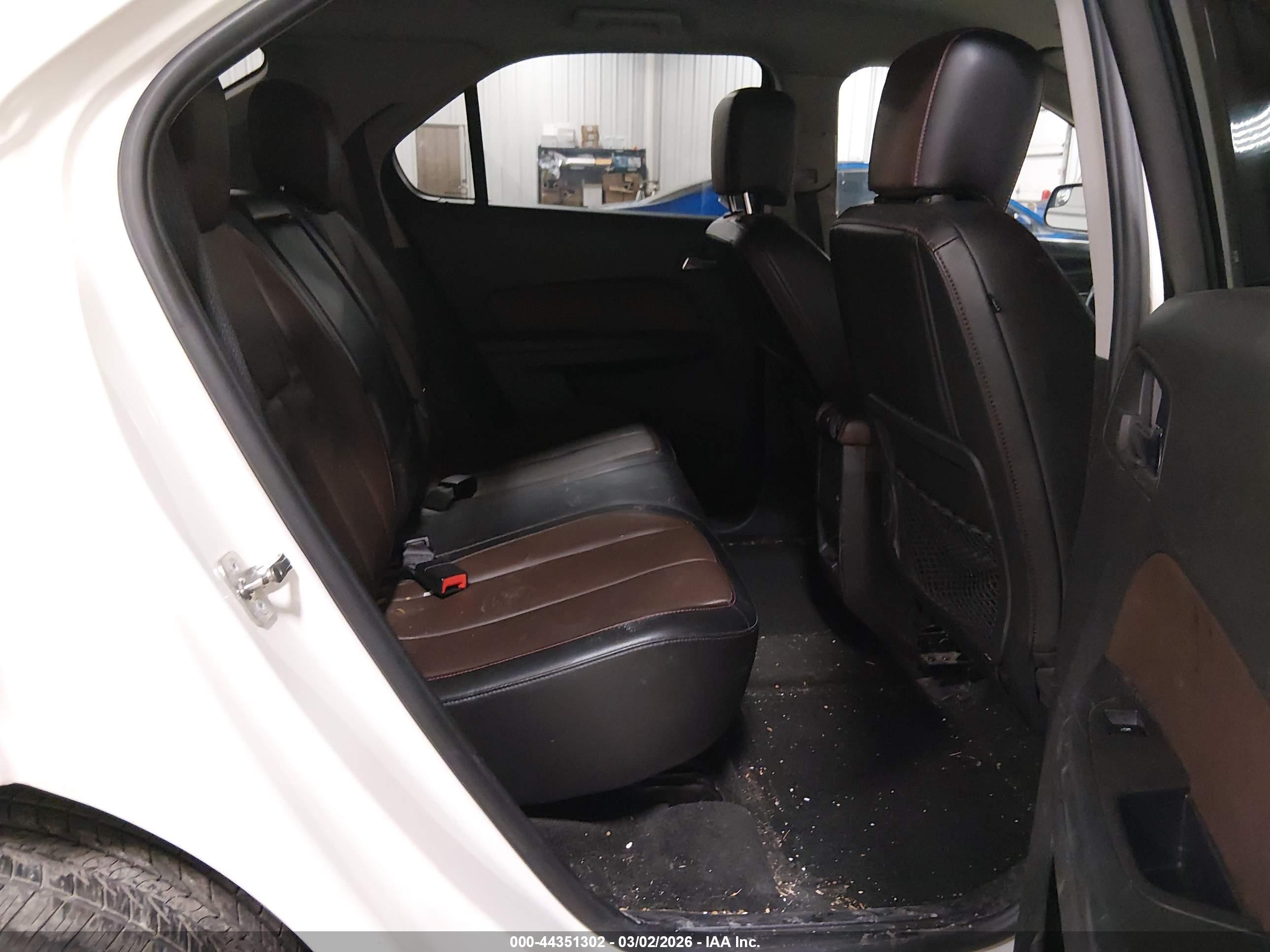 CHEVROLET EQUINOX image 8