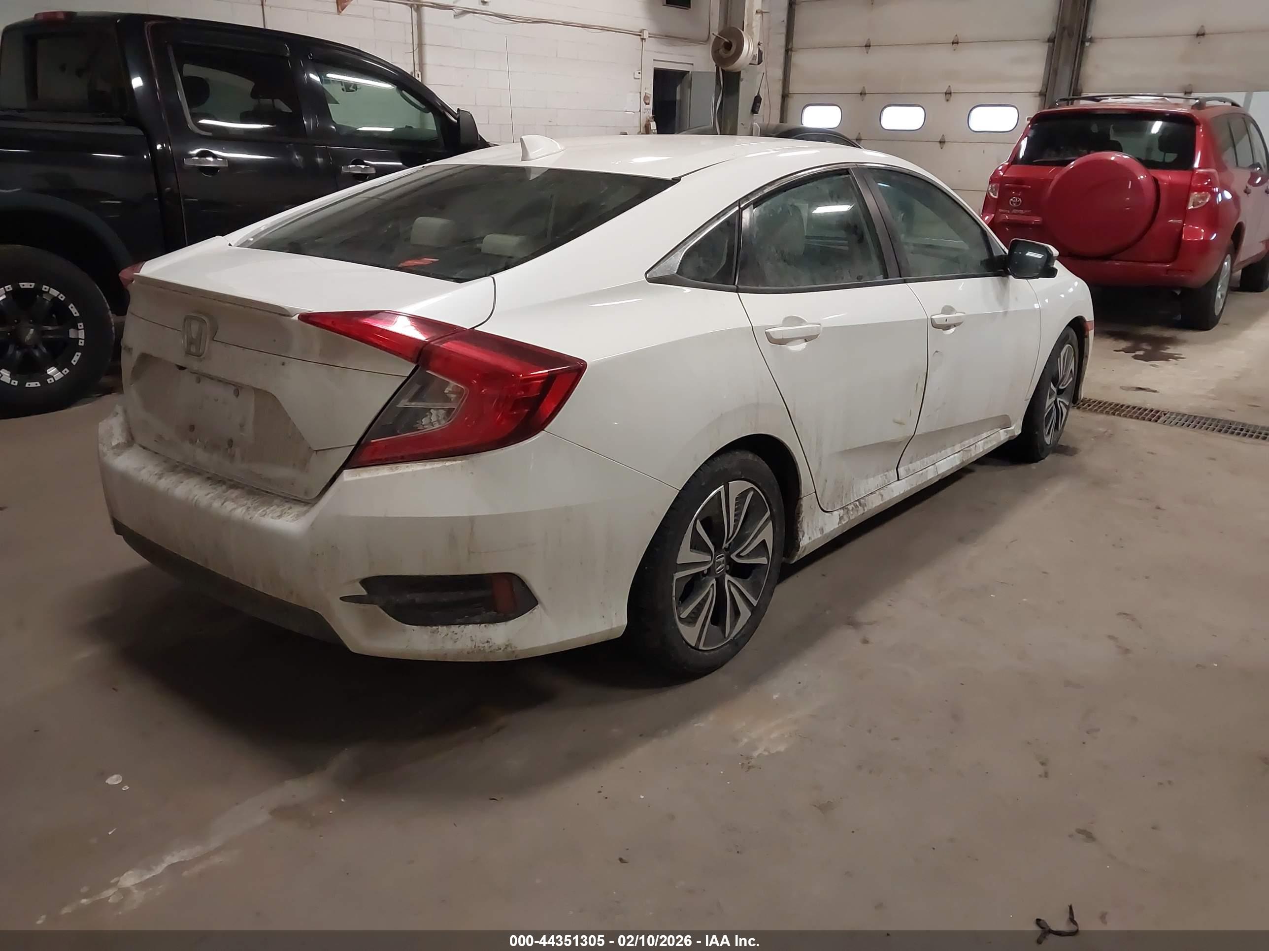 HONDA CIVIC image 4