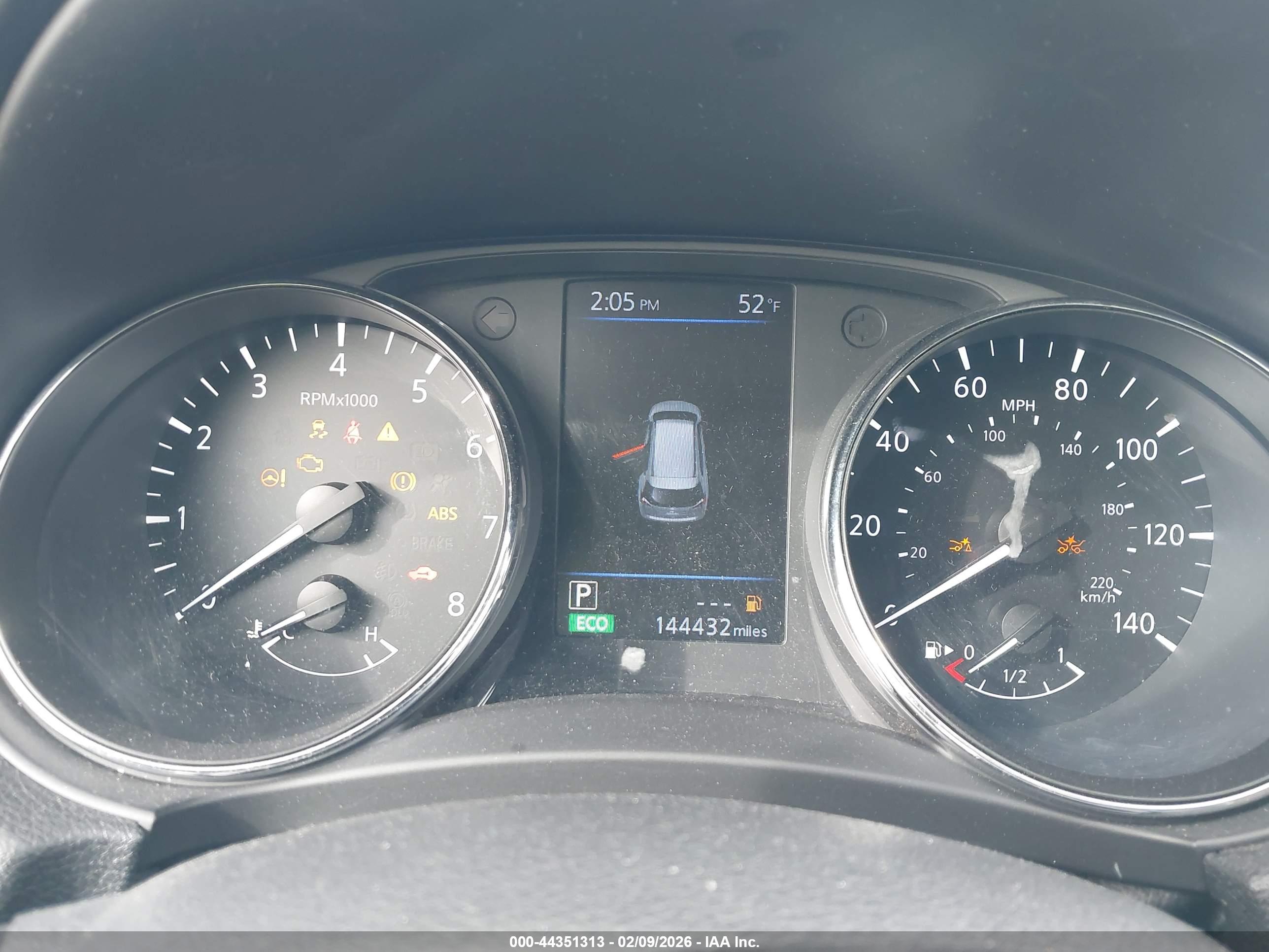 NISSAN ROGUE image 7