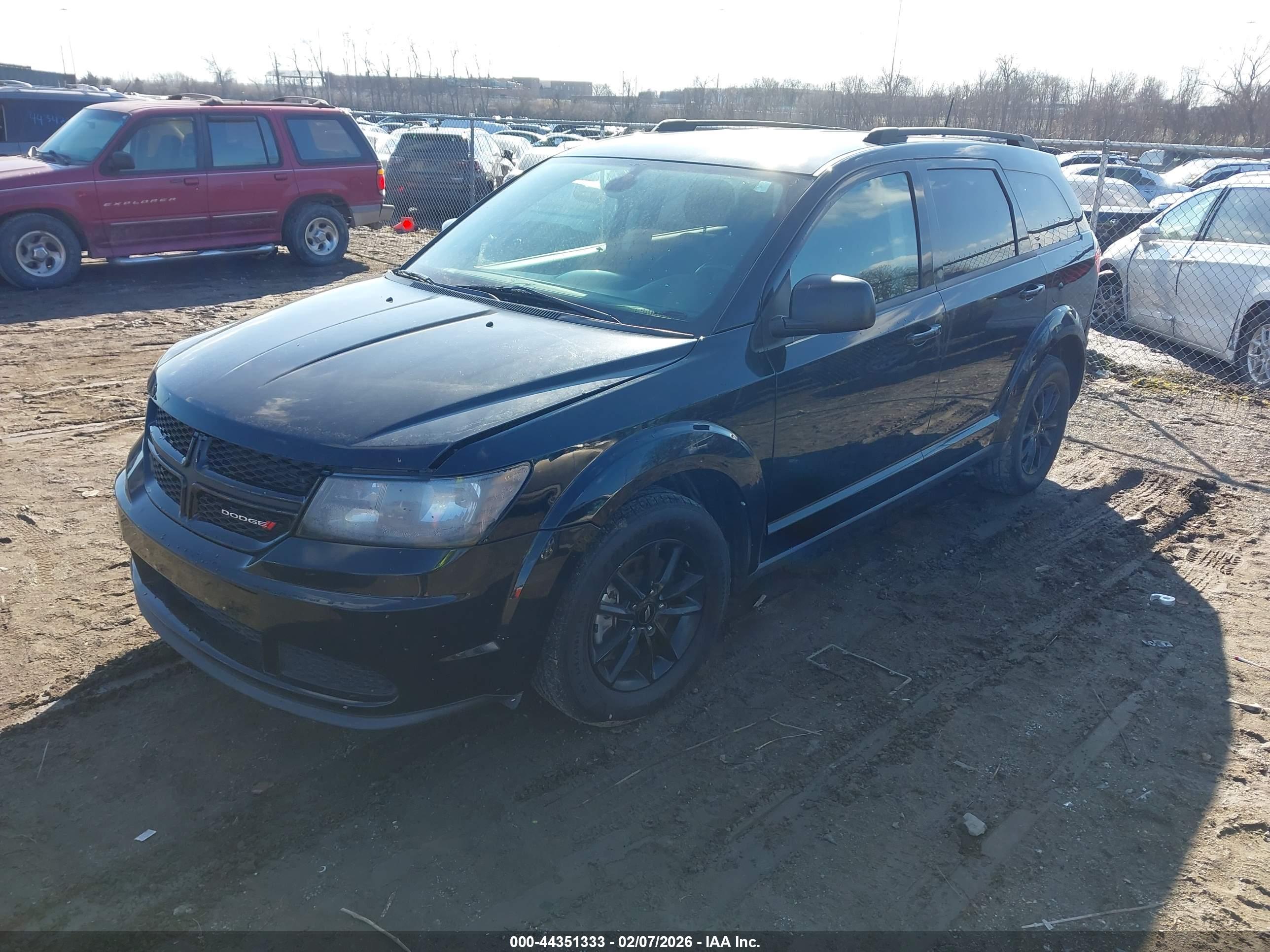 DODGE JOURNEY image 2