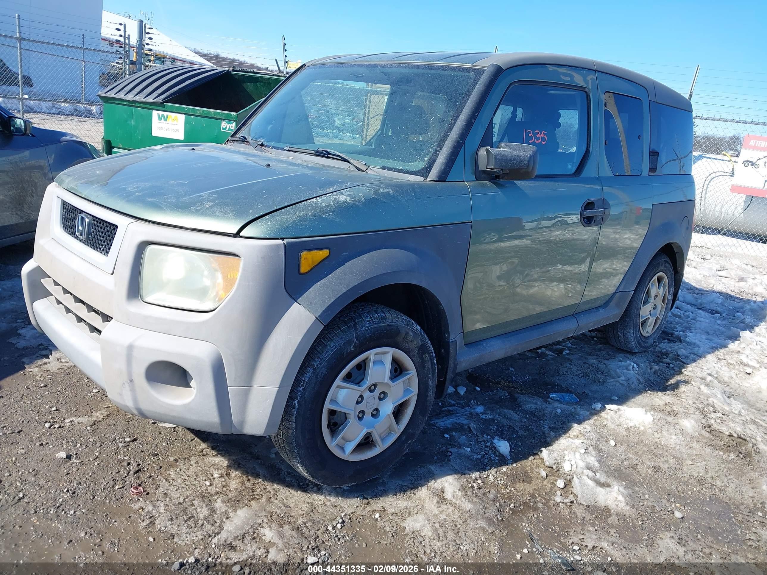 HONDA ELEMENT image 2