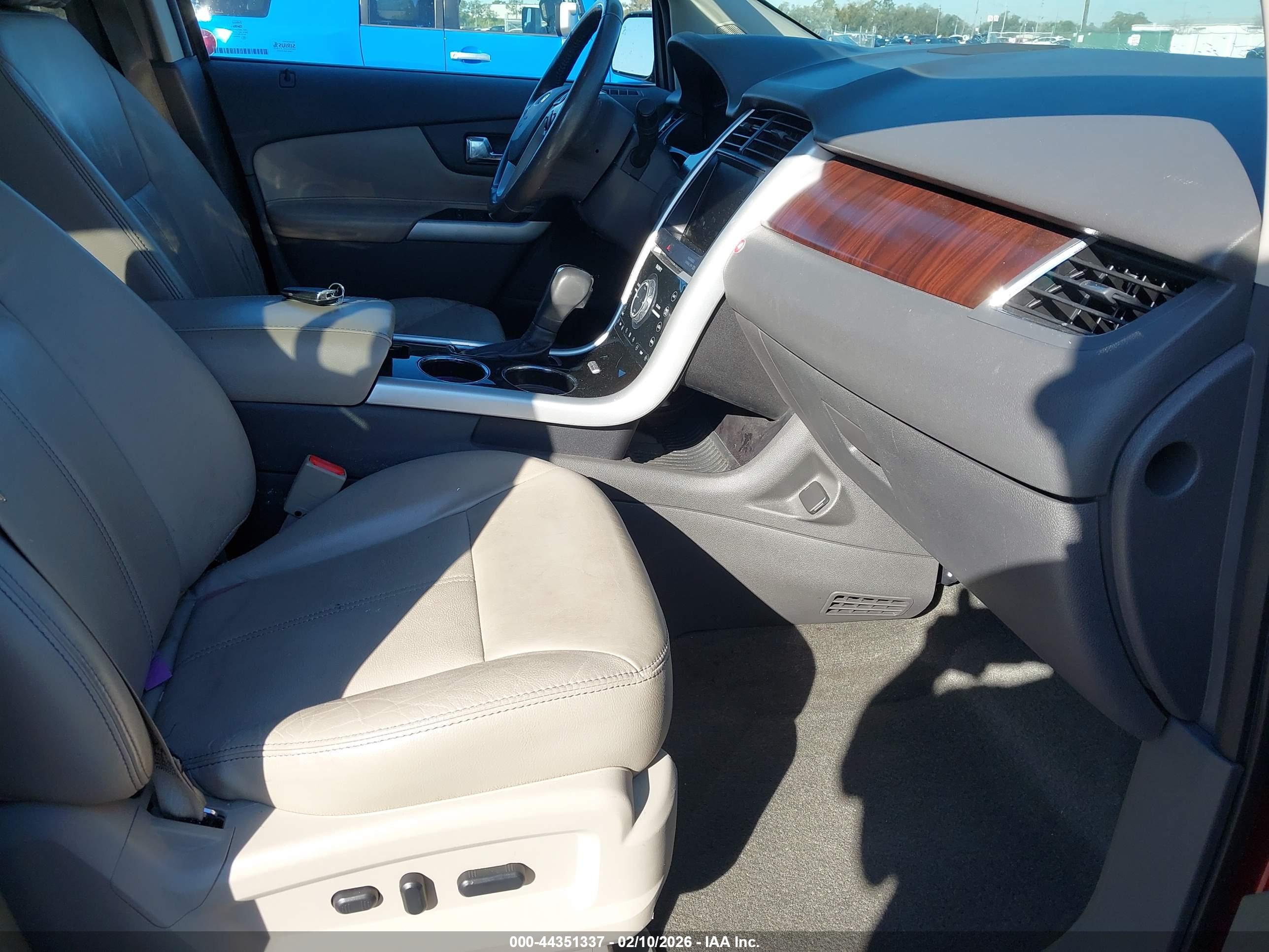 FORD EDGE image 5