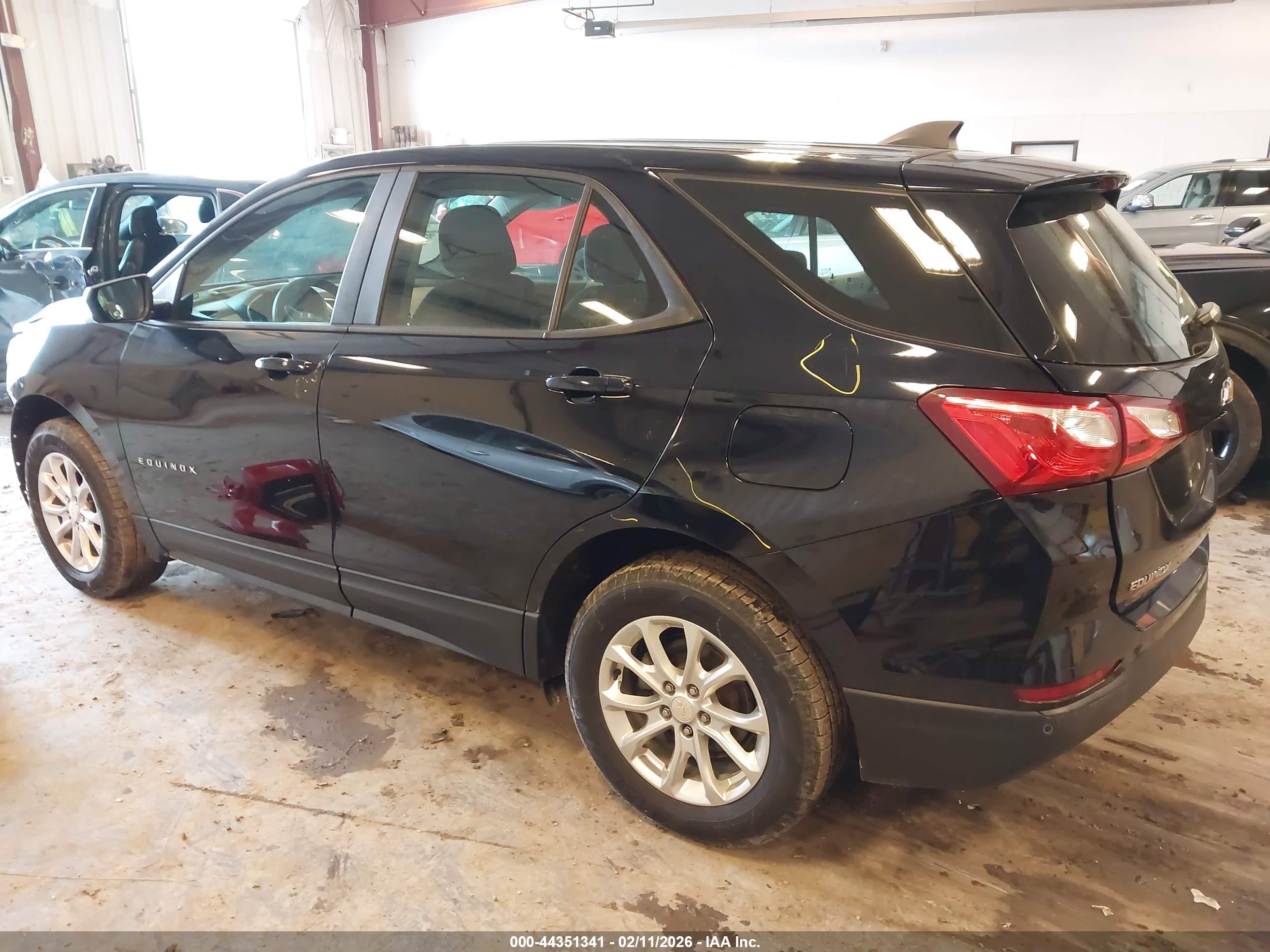 CHEVROLET EQUINOX image 3