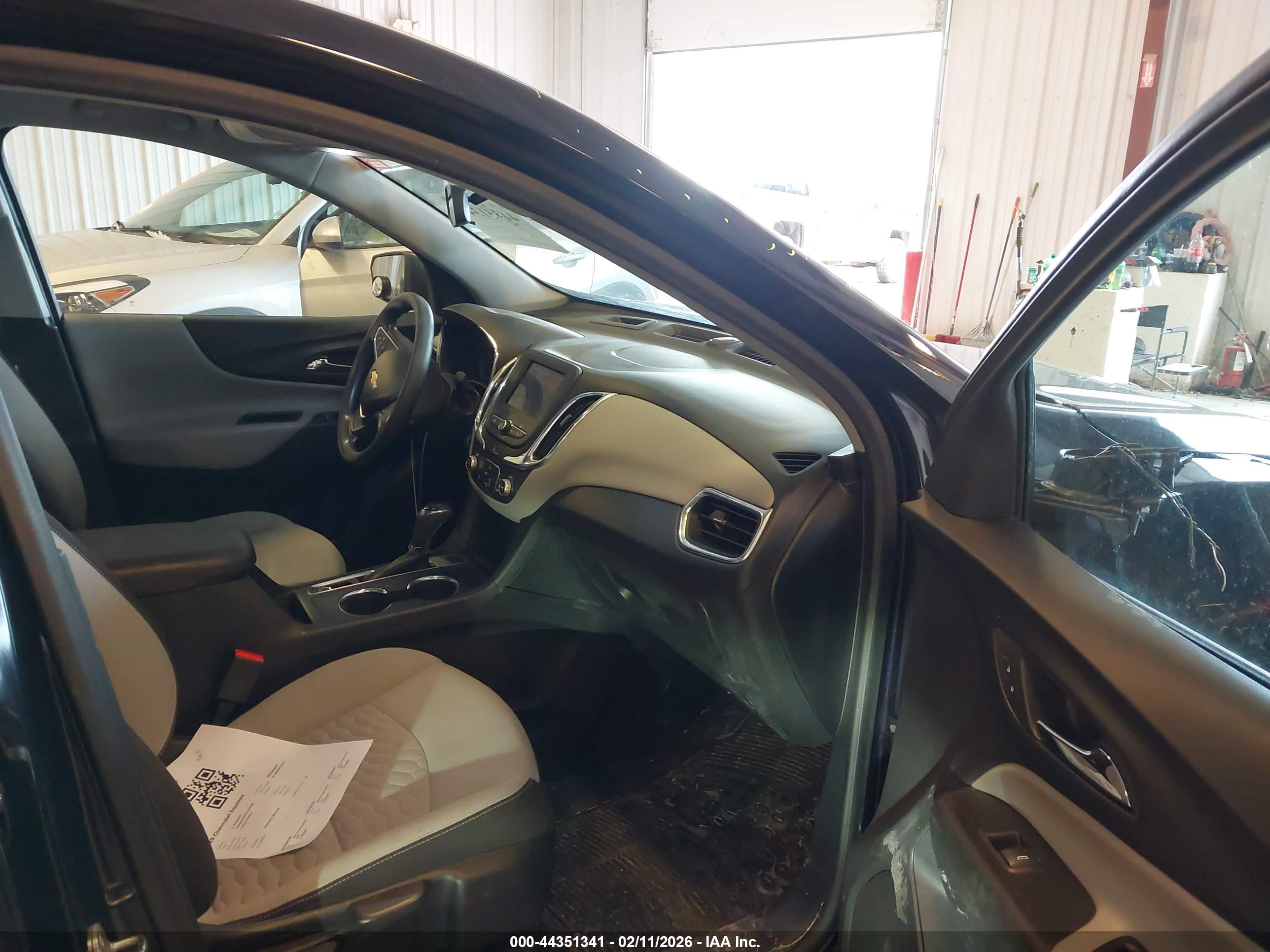 CHEVROLET EQUINOX image 5