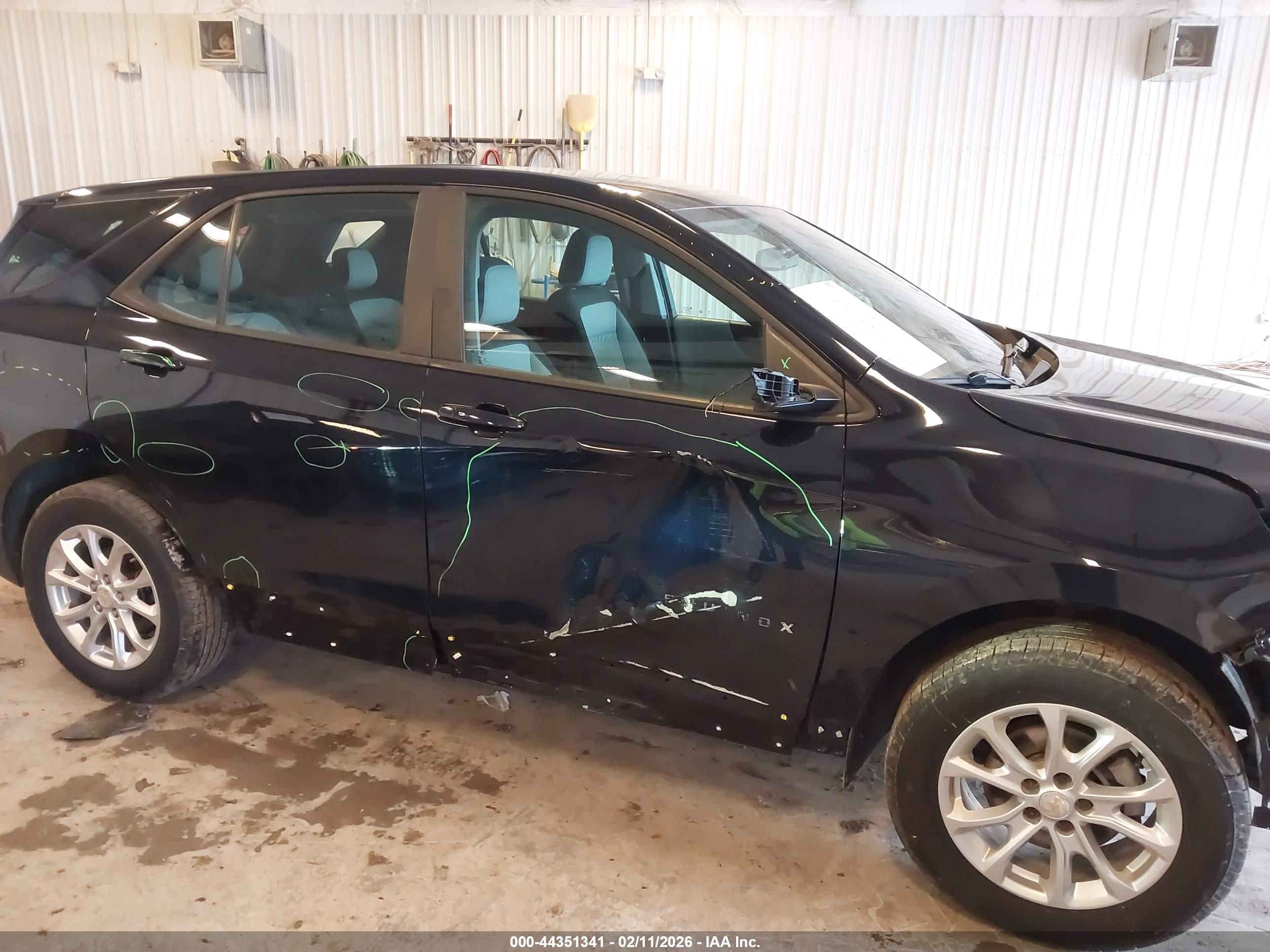 CHEVROLET EQUINOX image 6