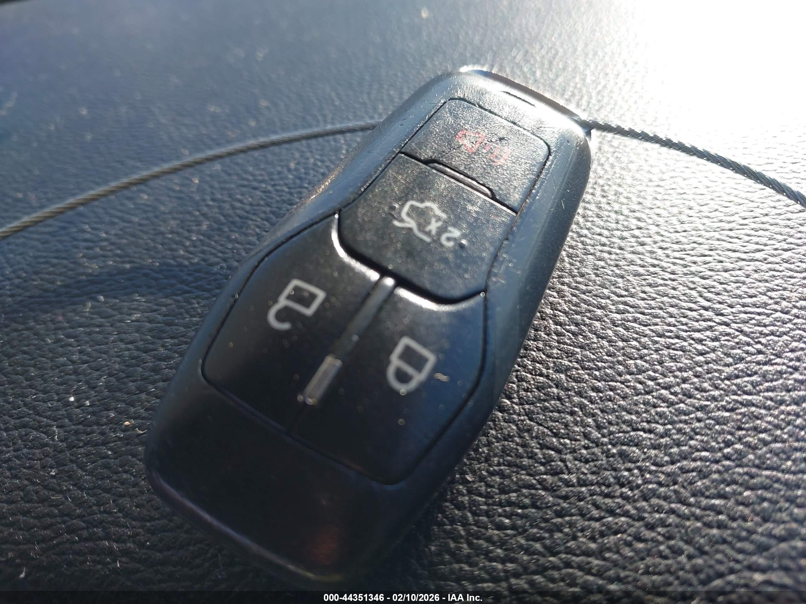 FORD MUSTANG image 11
