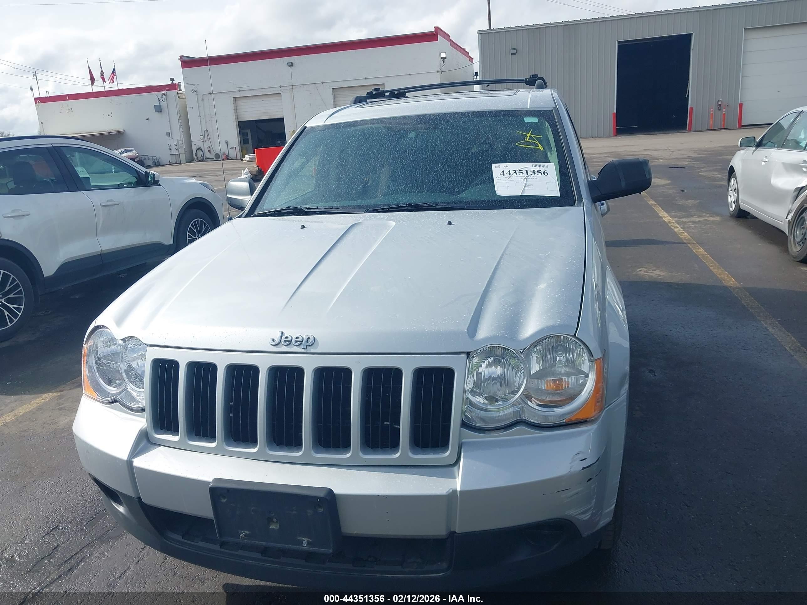 JEEP GRAND image 6