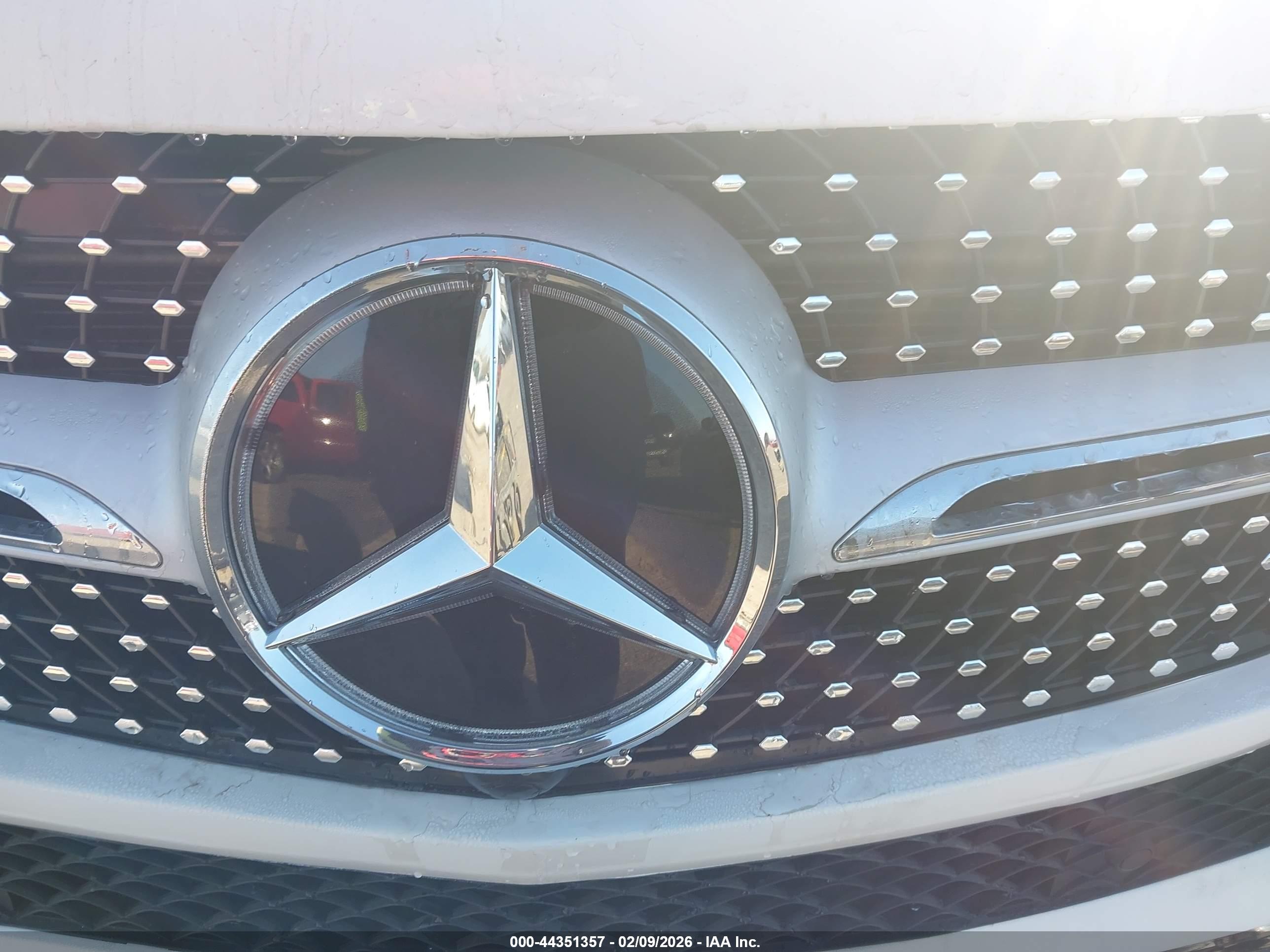 MERCEDES-BENZ GLE image 6