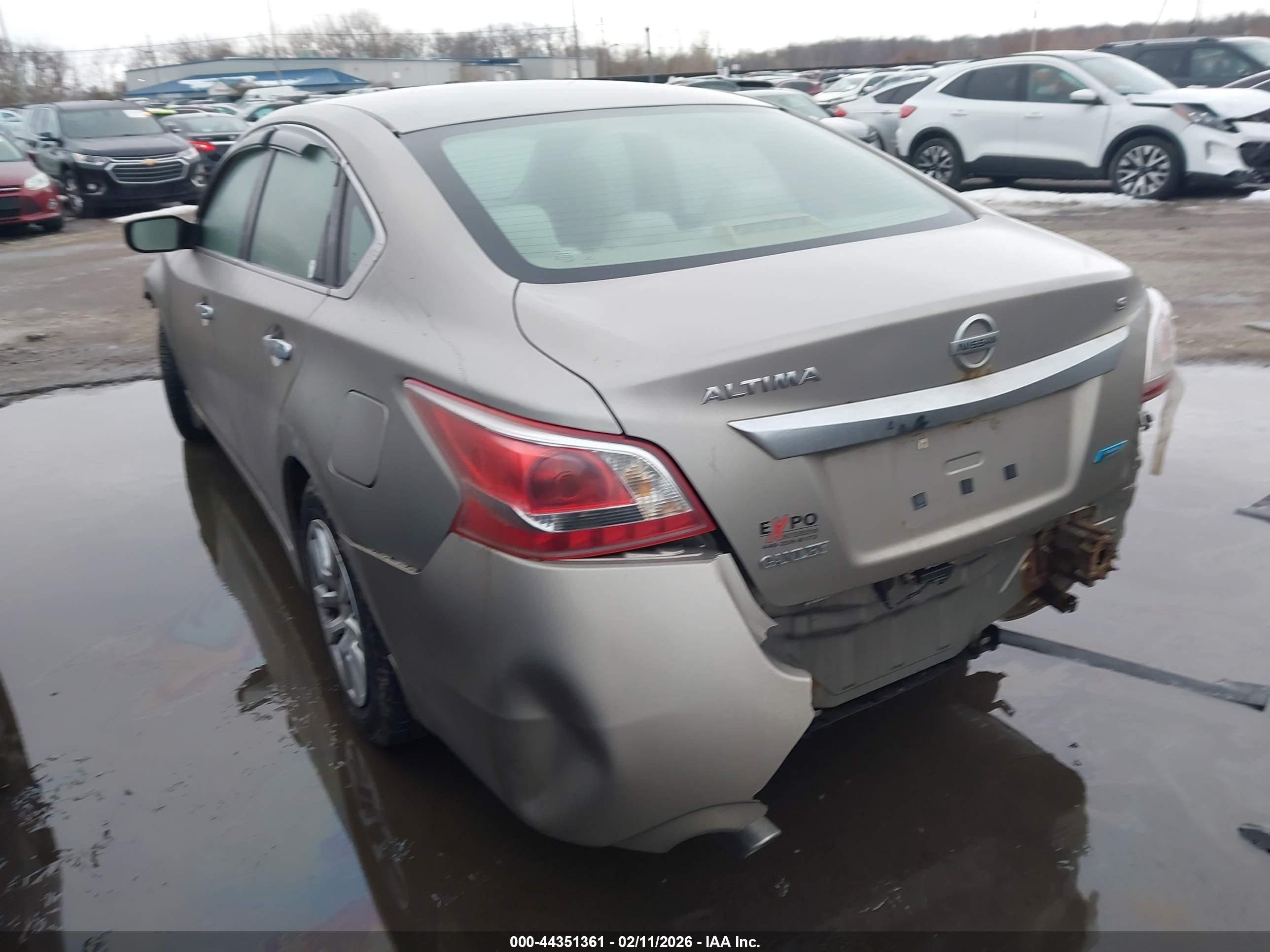 NISSAN ALTIMA image 3