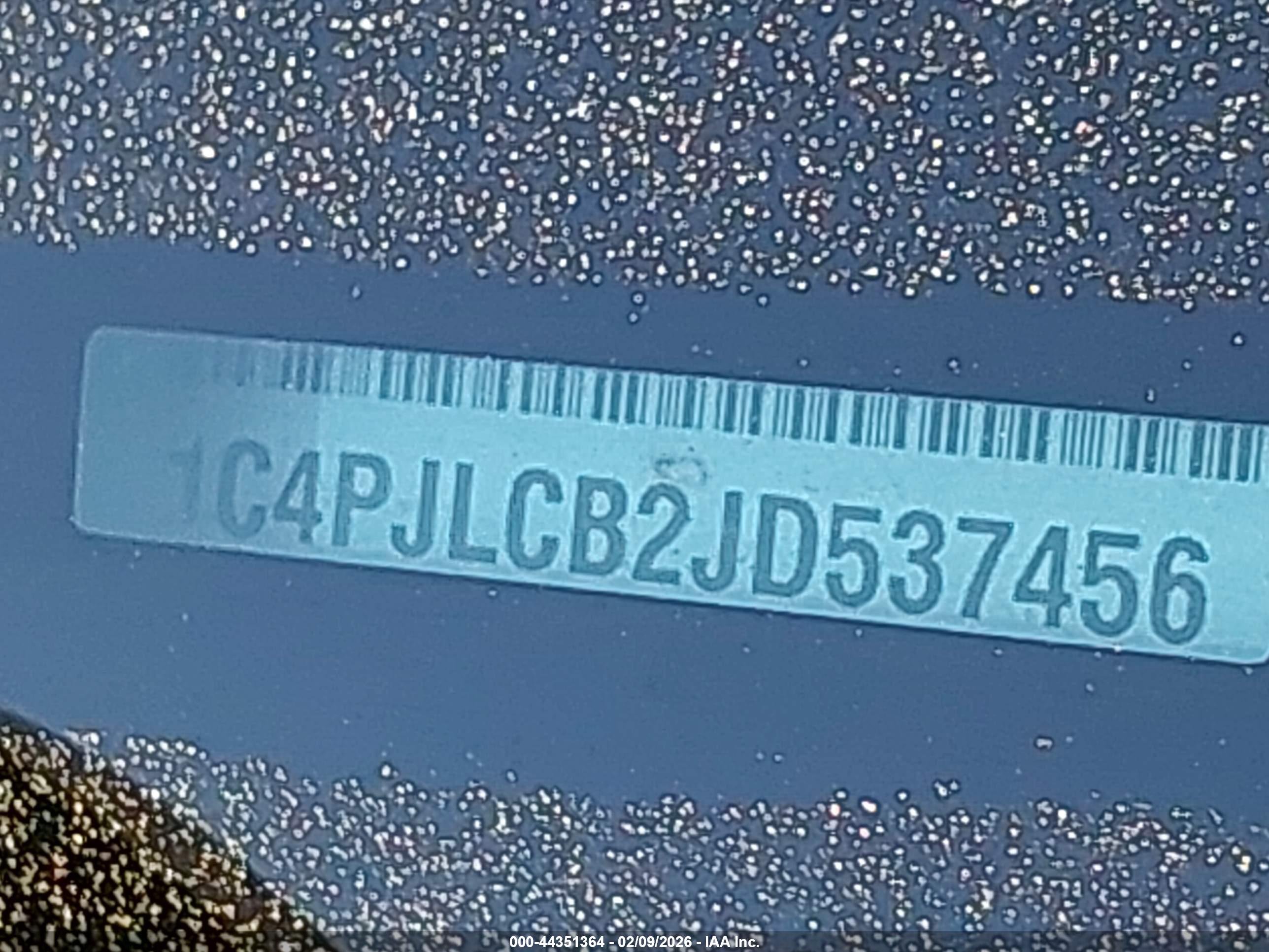 JEEP CHEROKEE image 9