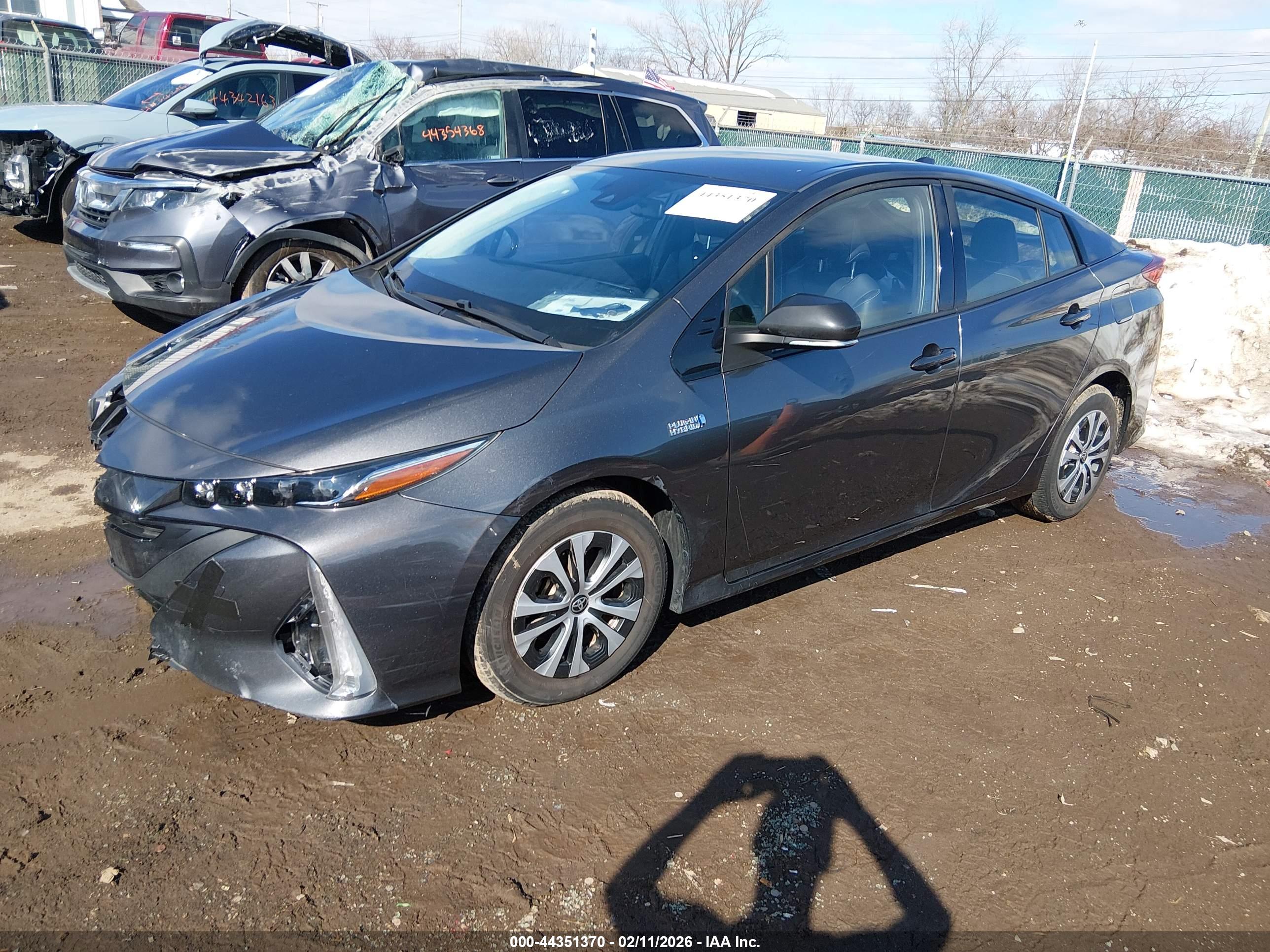 TOYOTA PRIUS image 2