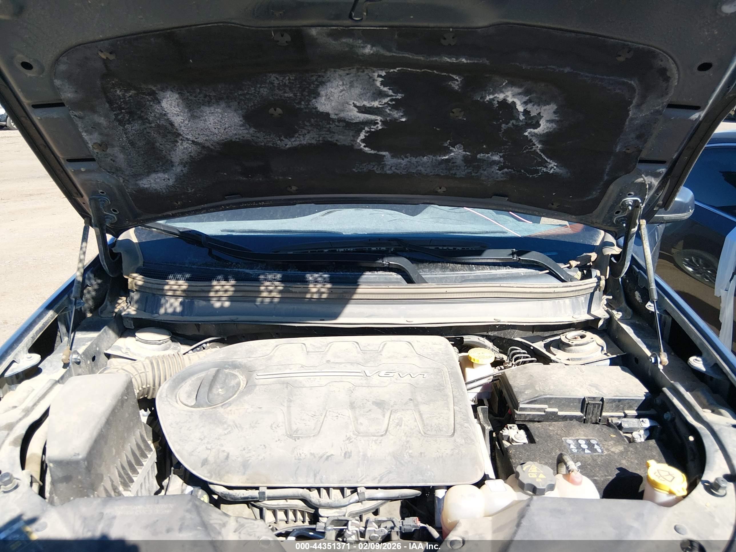 JEEP CHEROKEE image 10