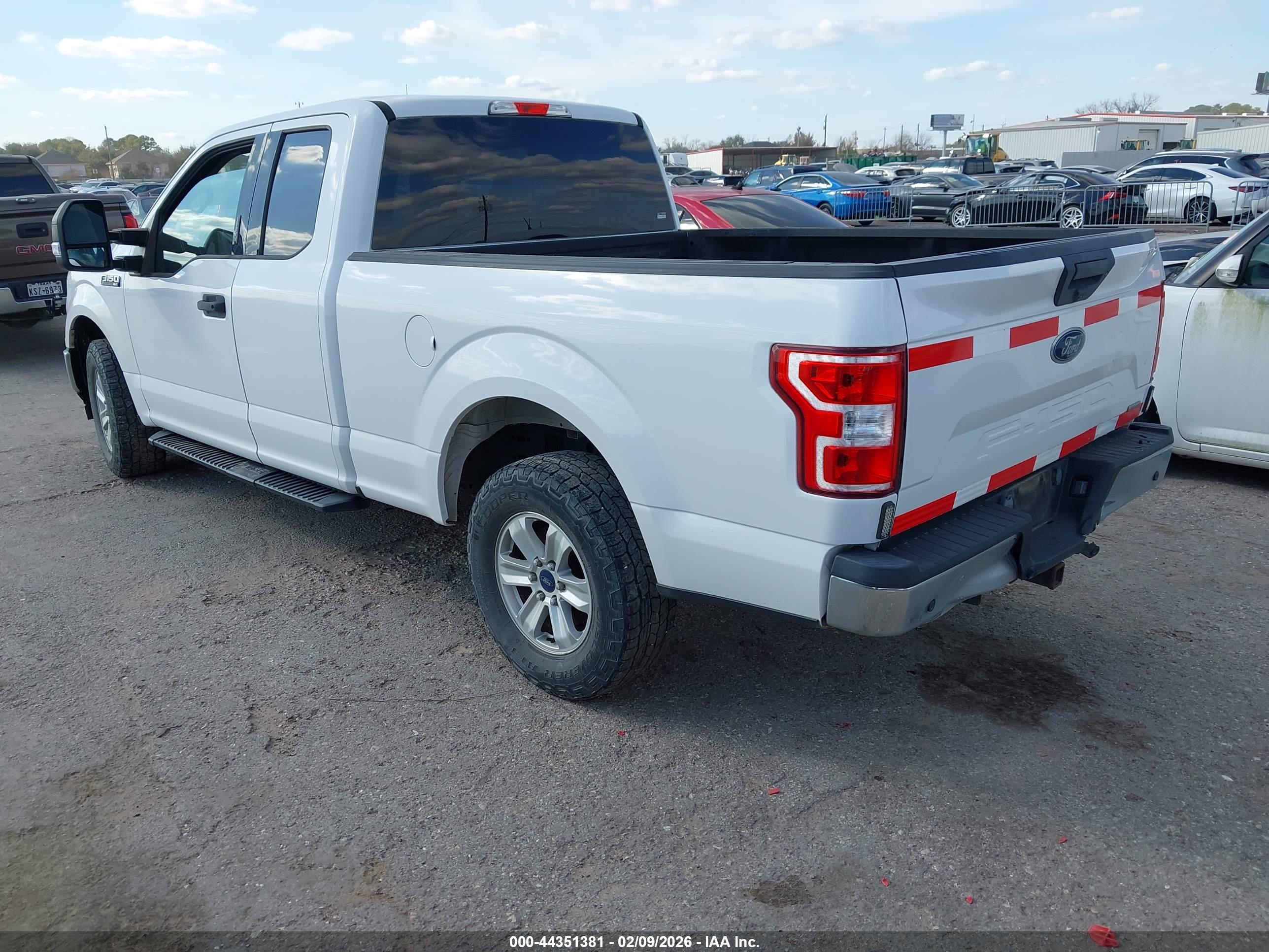 FORD F-150 image 3