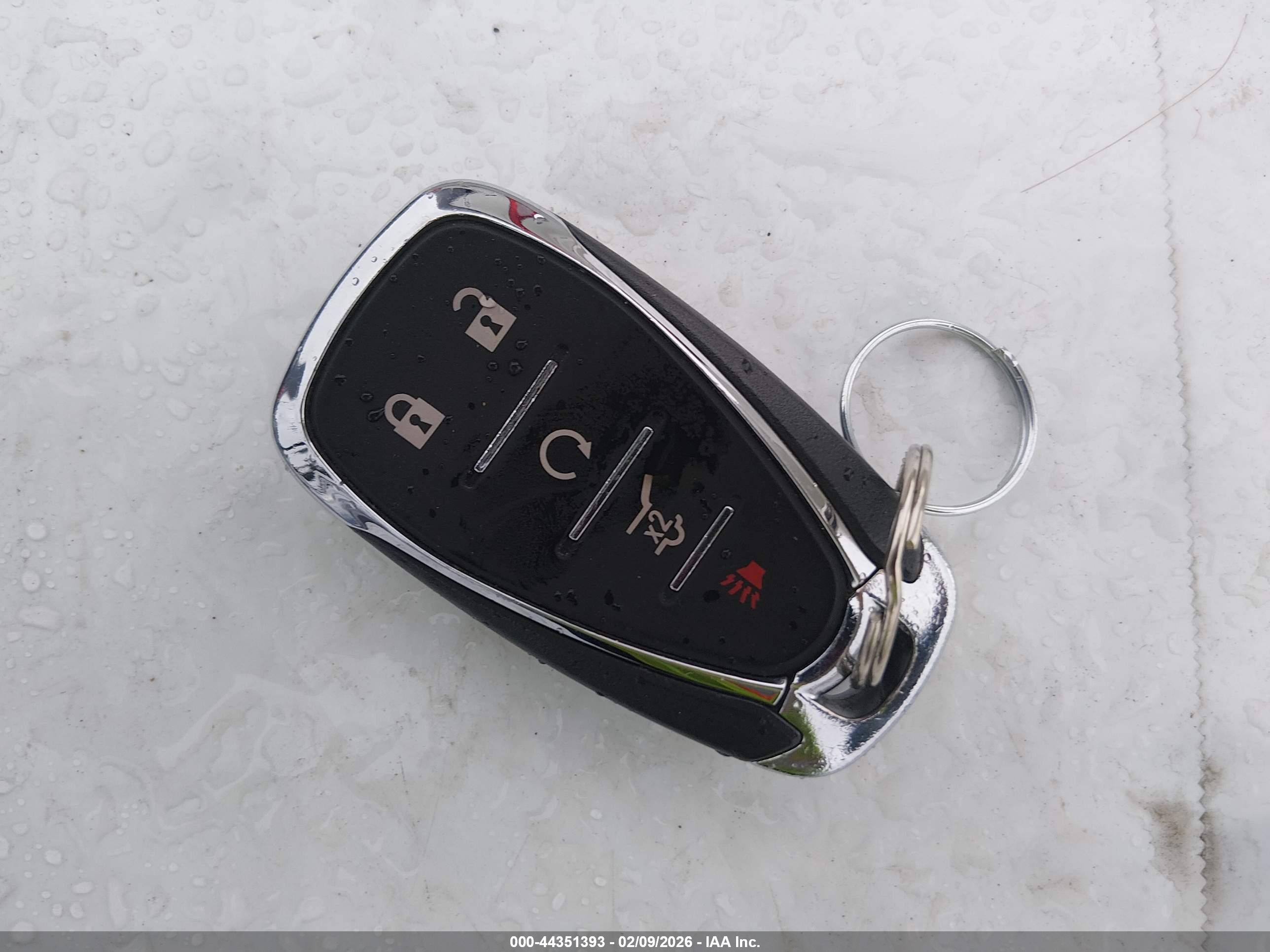 CHEVROLET EQUINOX image 11