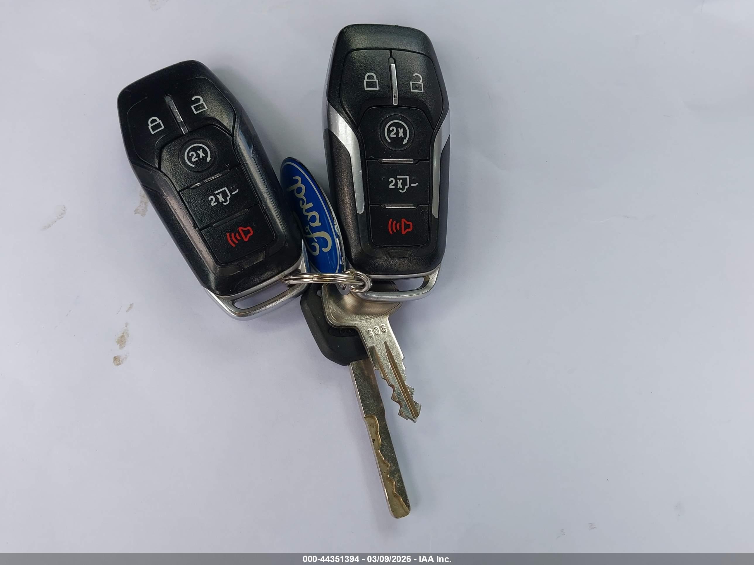 CHEVROLET EQUINOX image 11