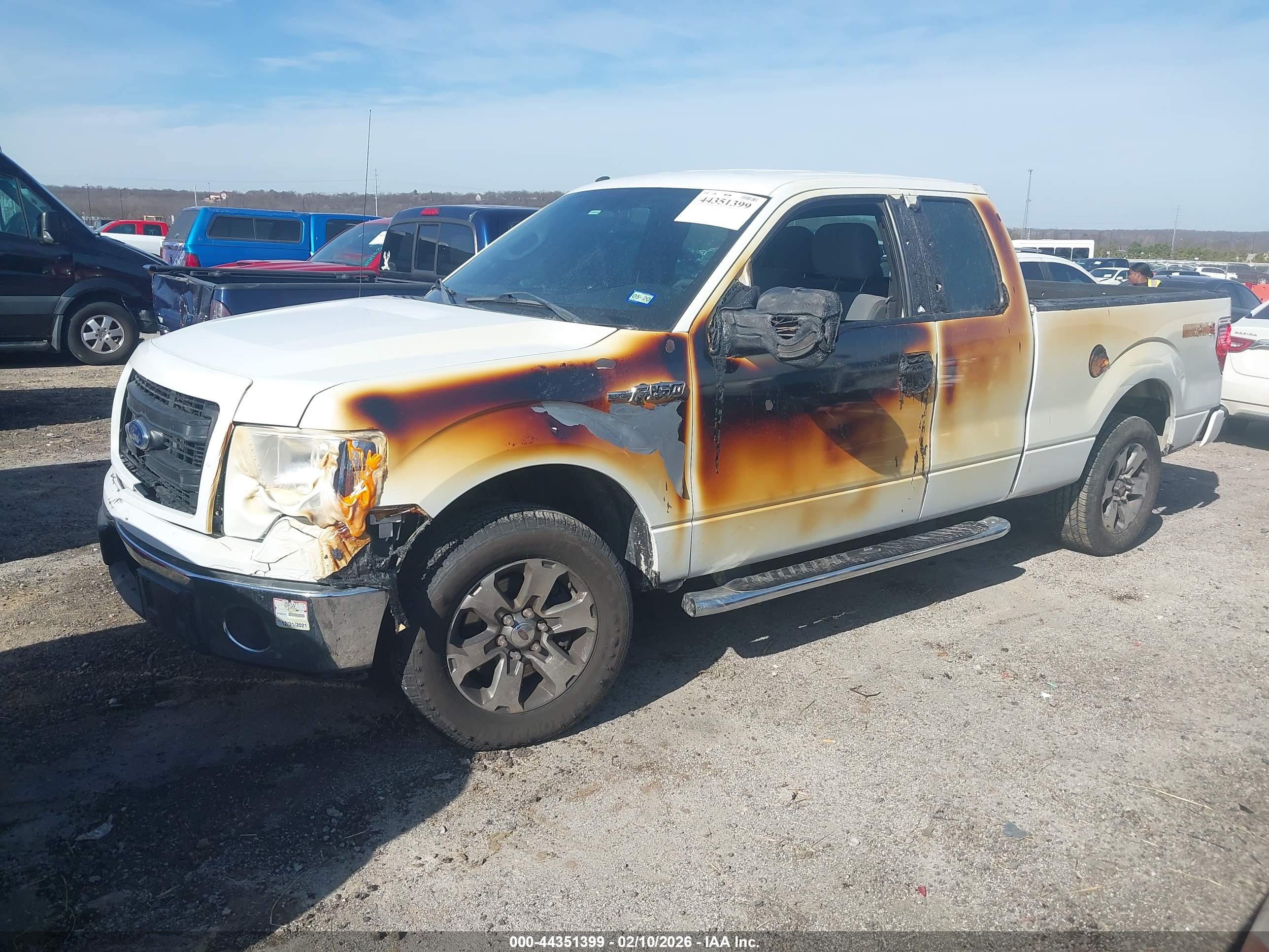 FORD F-150 image 2