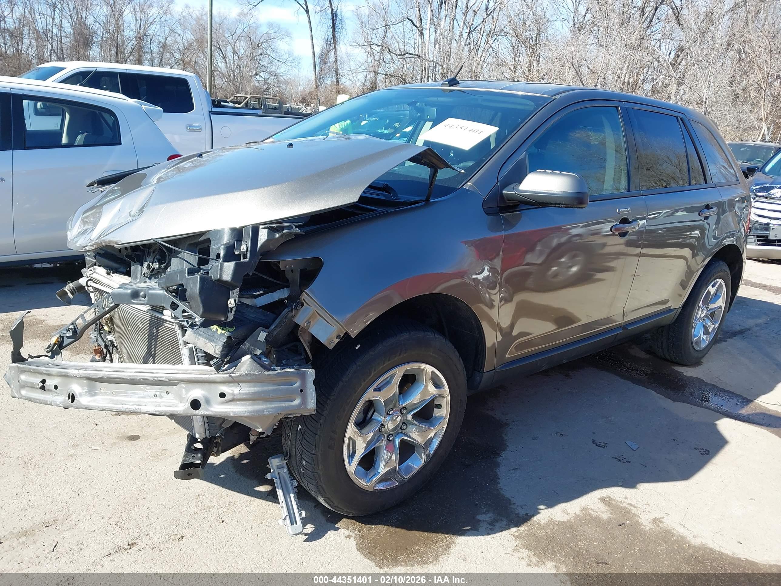 FORD EDGE image 2