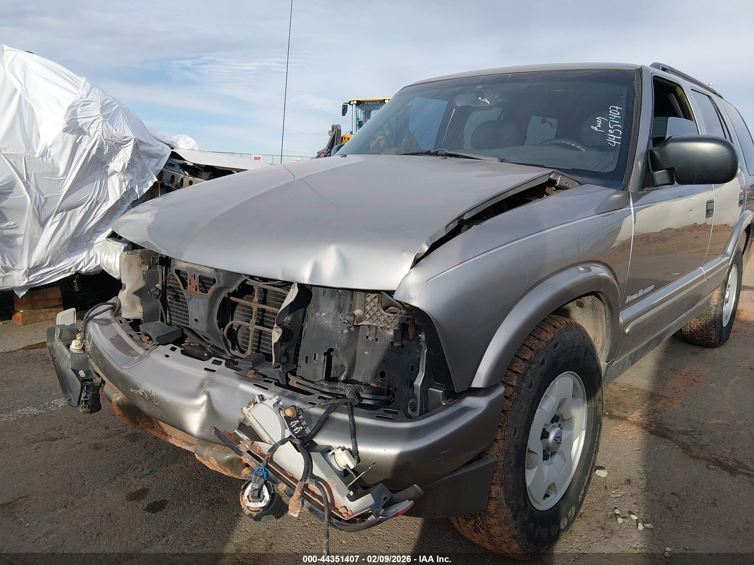 CHEVROLET BLAZER image 6