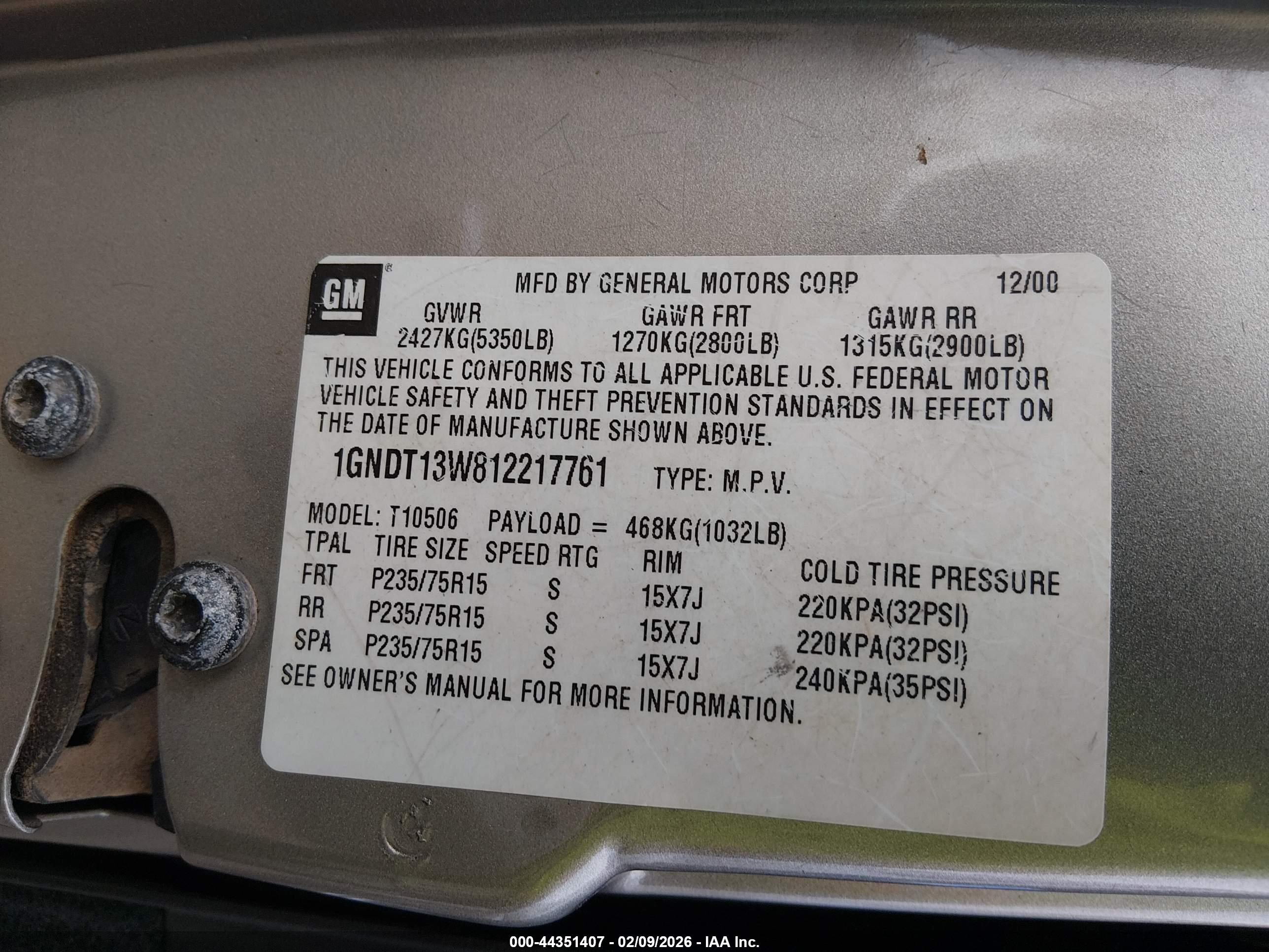 CHEVROLET BLAZER image 9