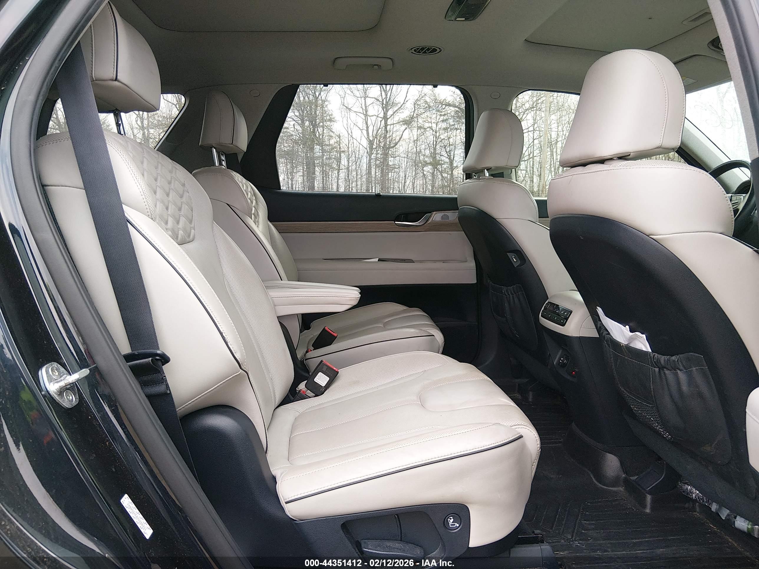 HYUNDAI PALISADE image 8