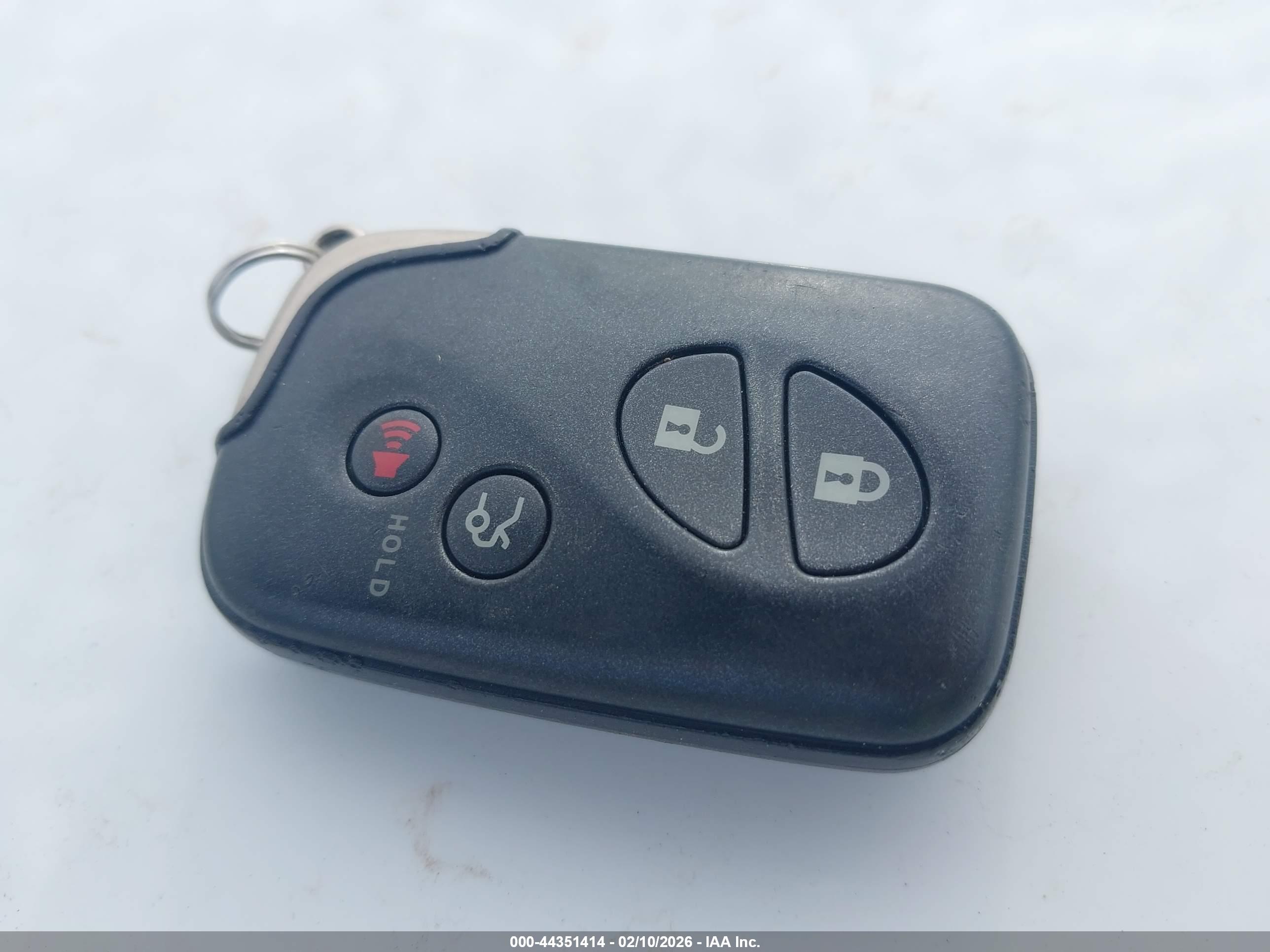 LEXUS IS image 11