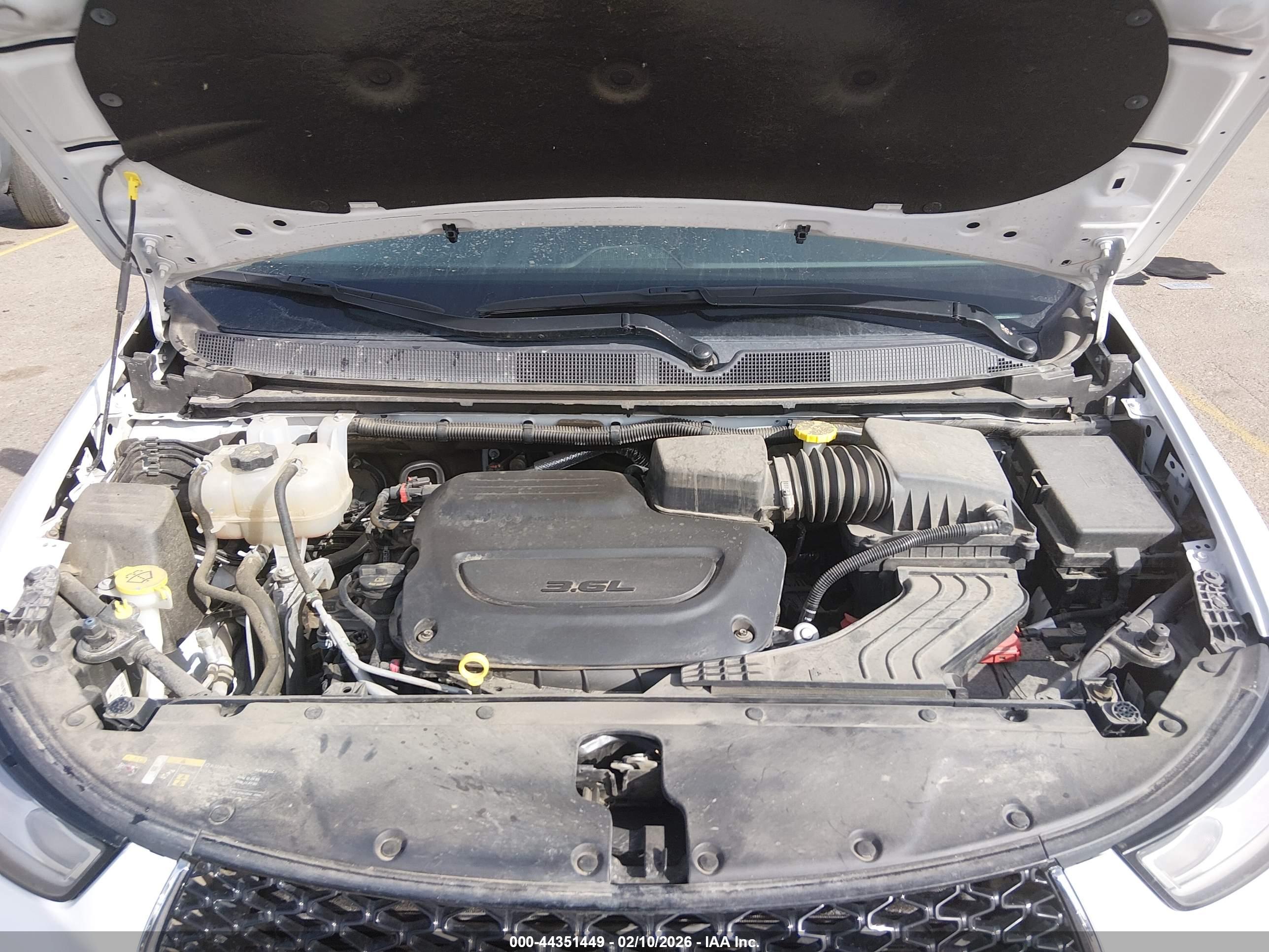 CHRYSLER PACIFICA image 10