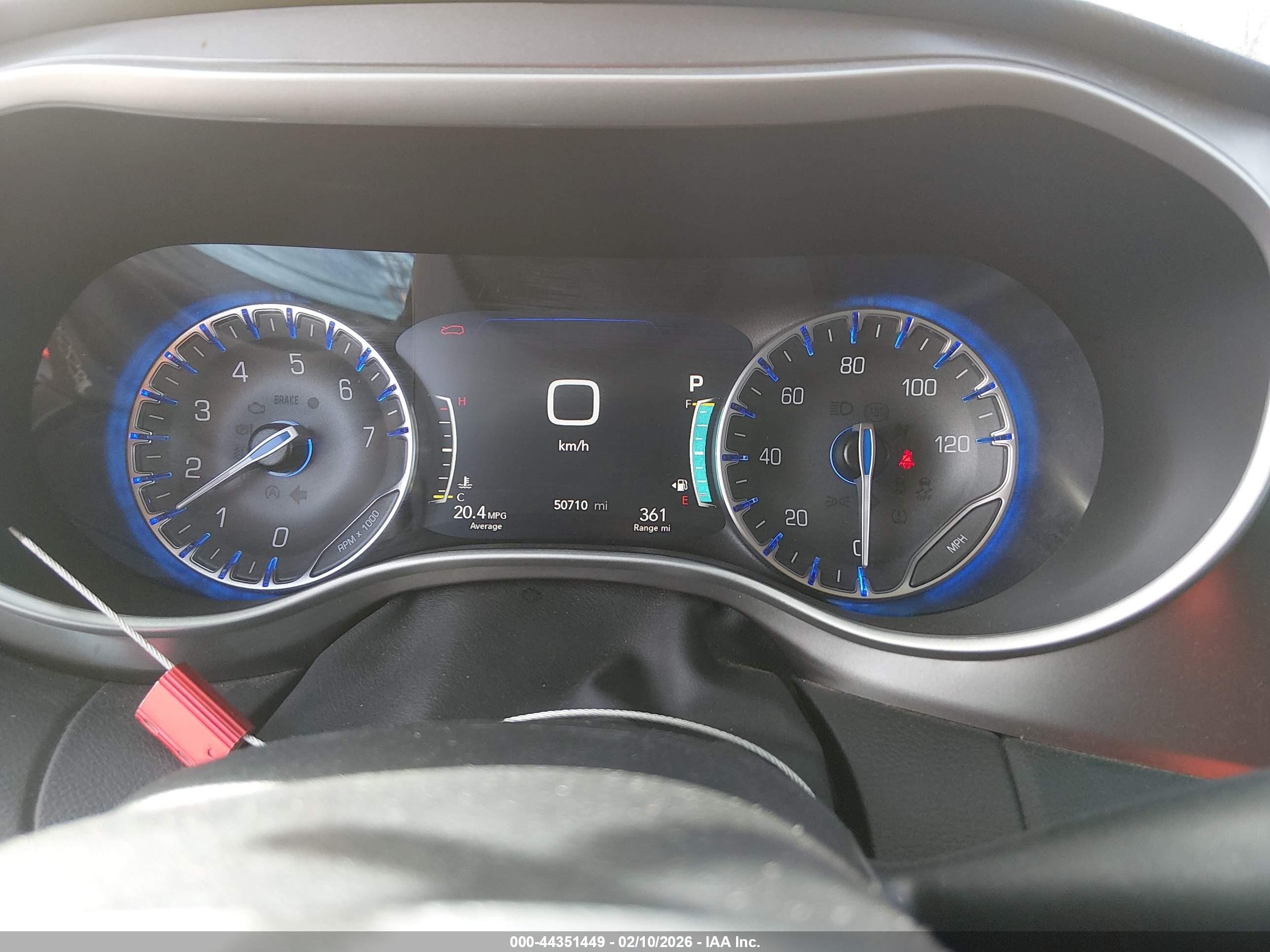 CHRYSLER PACIFICA image 7