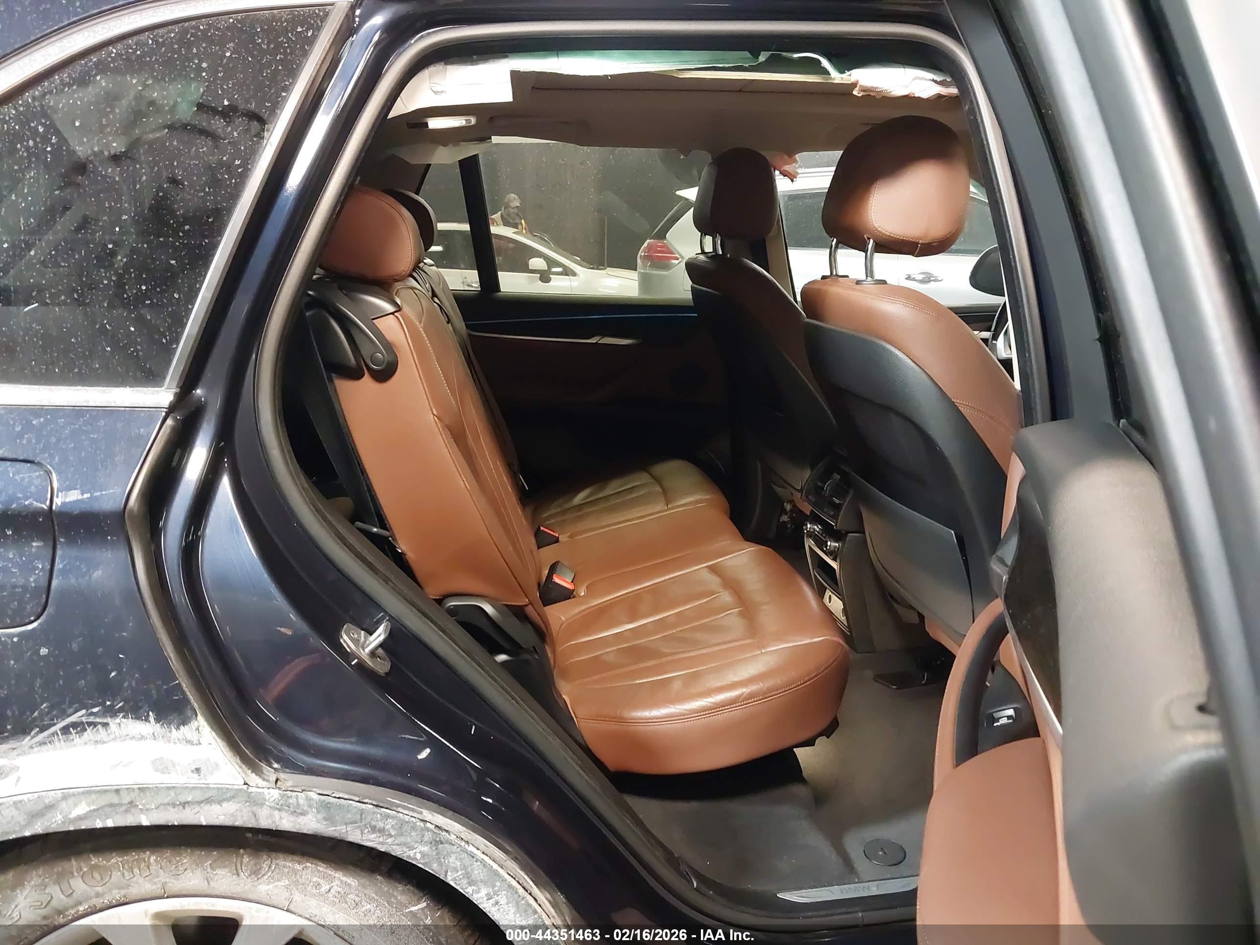 BMW X5 image 8