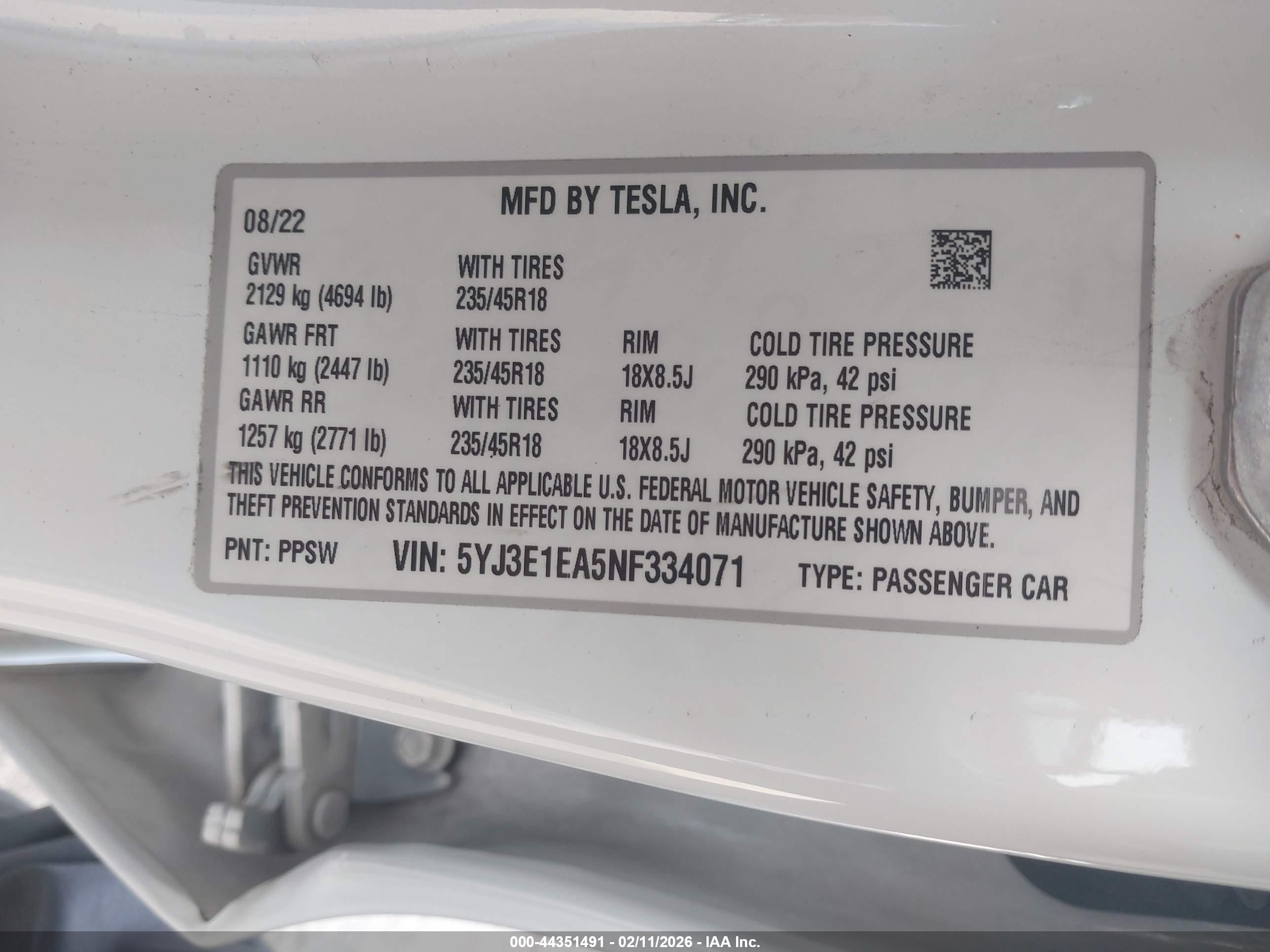 TESLA MODEL image 9
