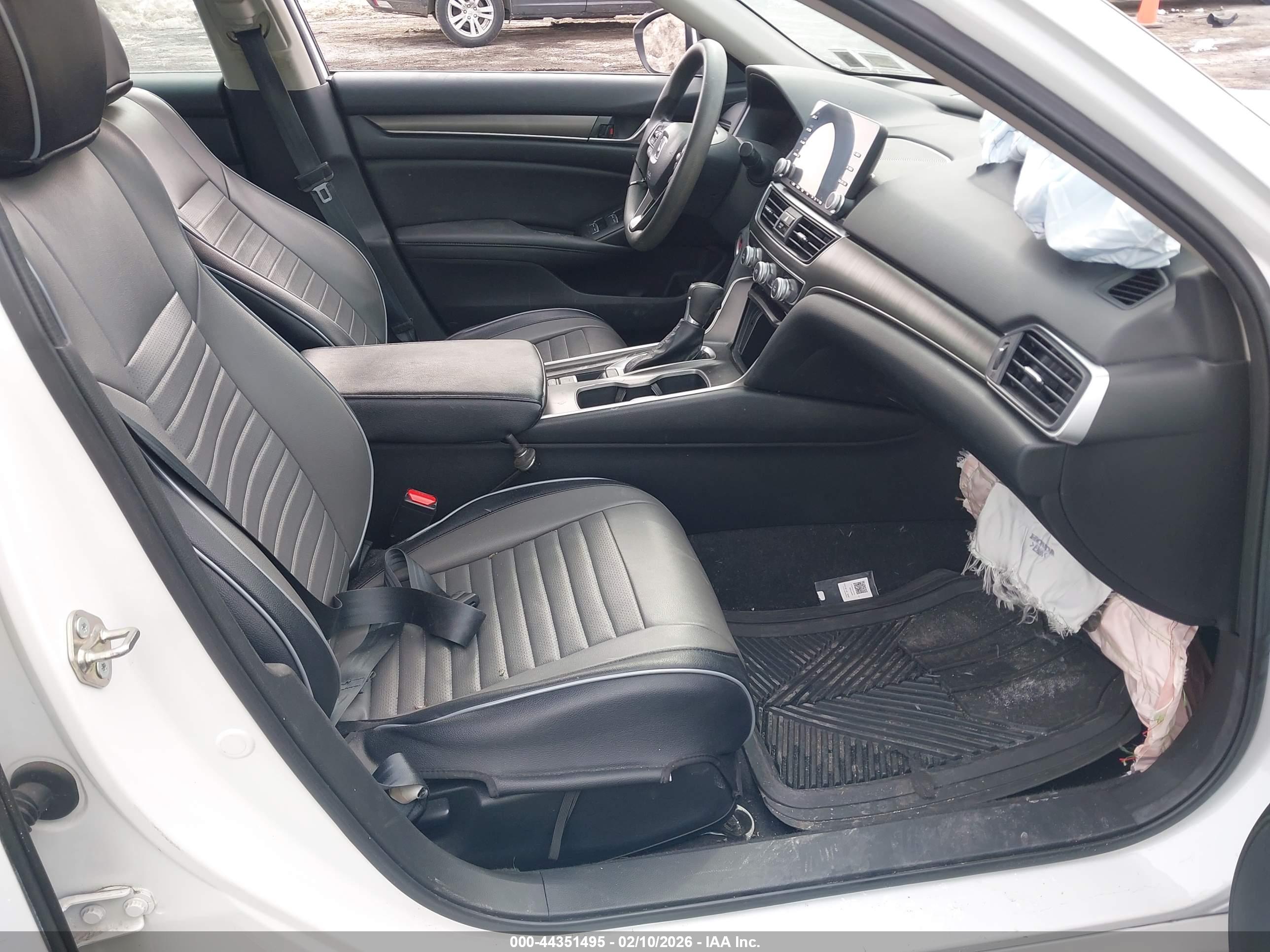 HONDA ACCORD image 5