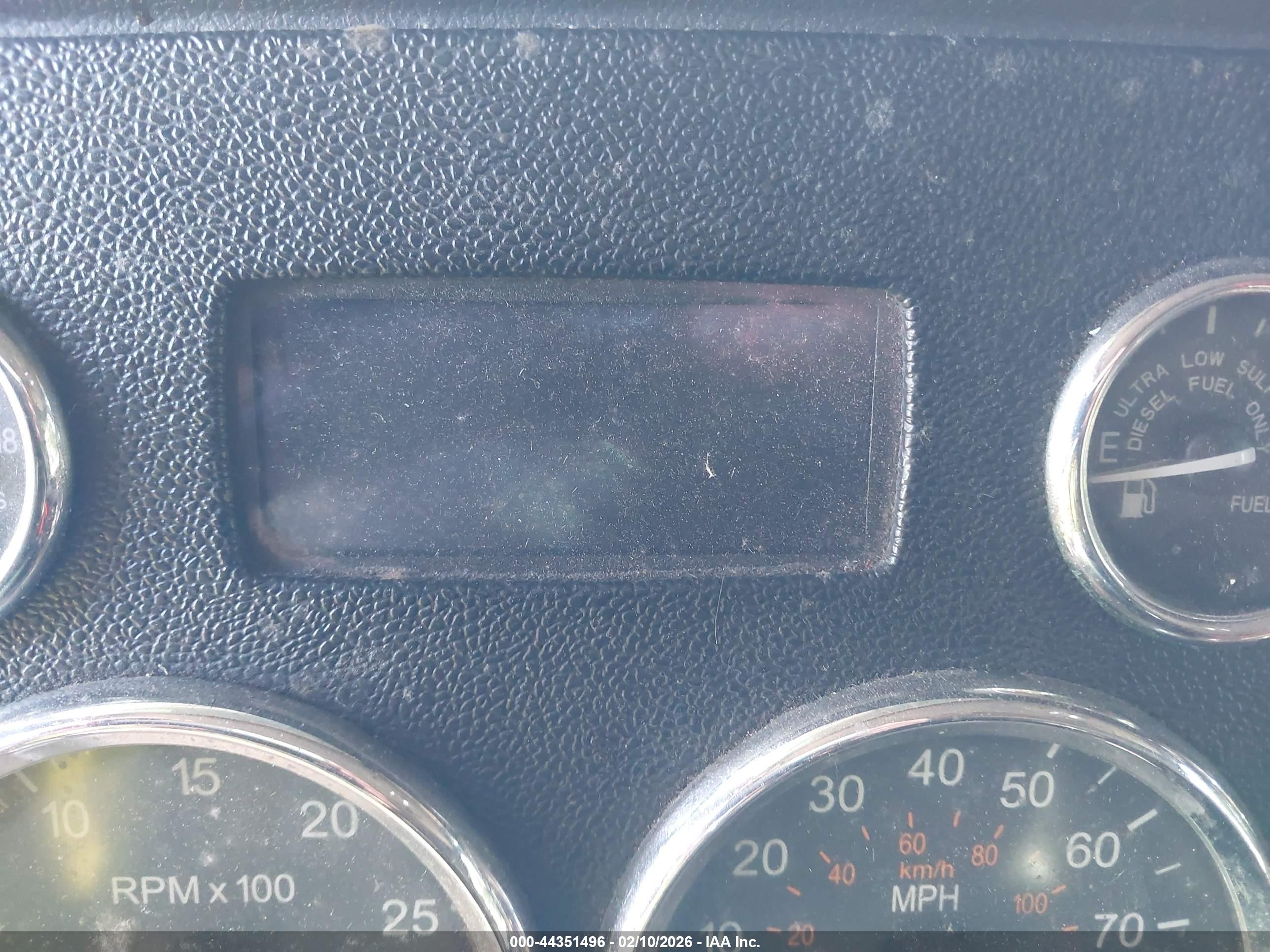 PETERBILT 389 image 6