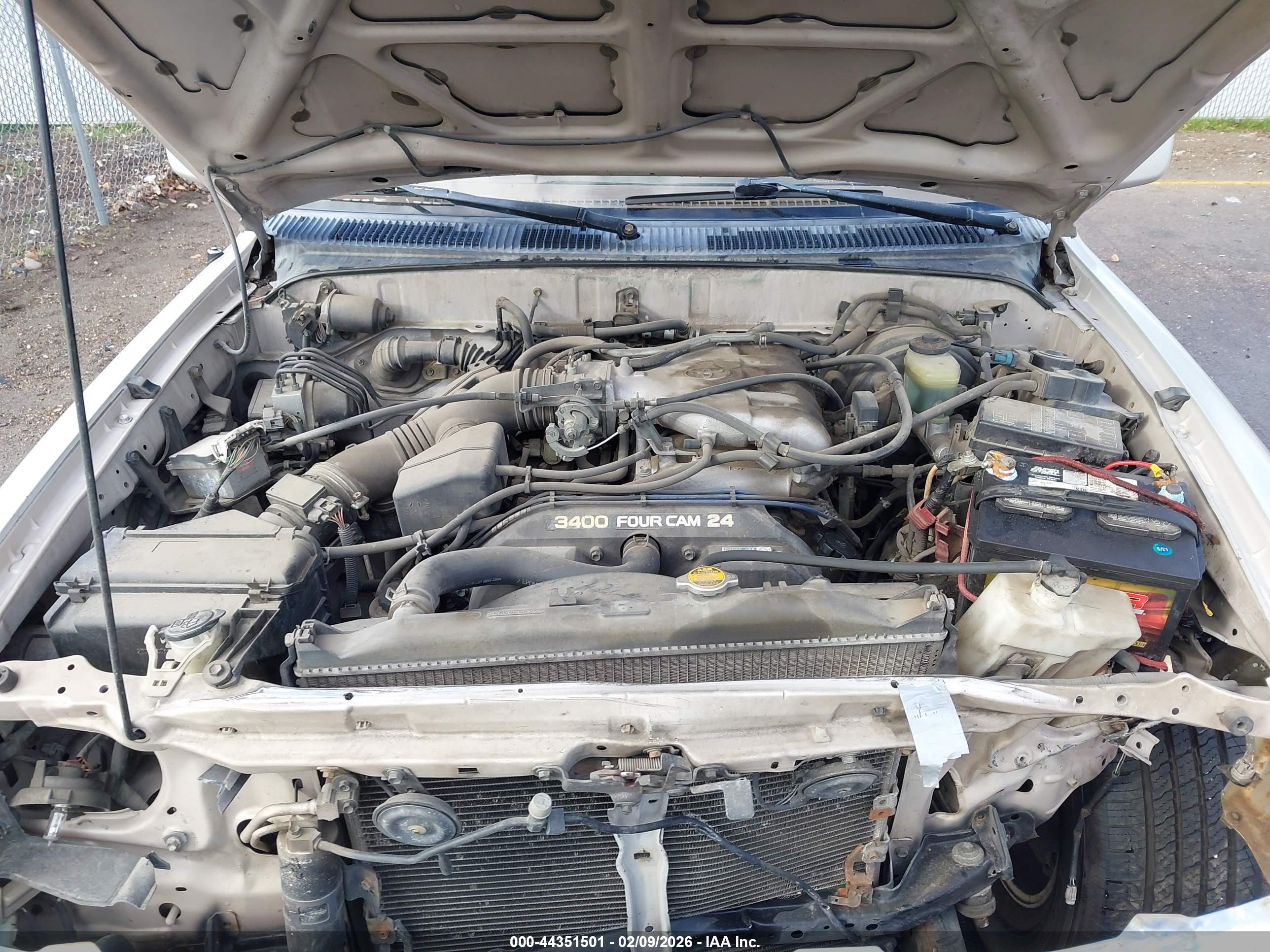 TOYOTA 4RUNNER image 10