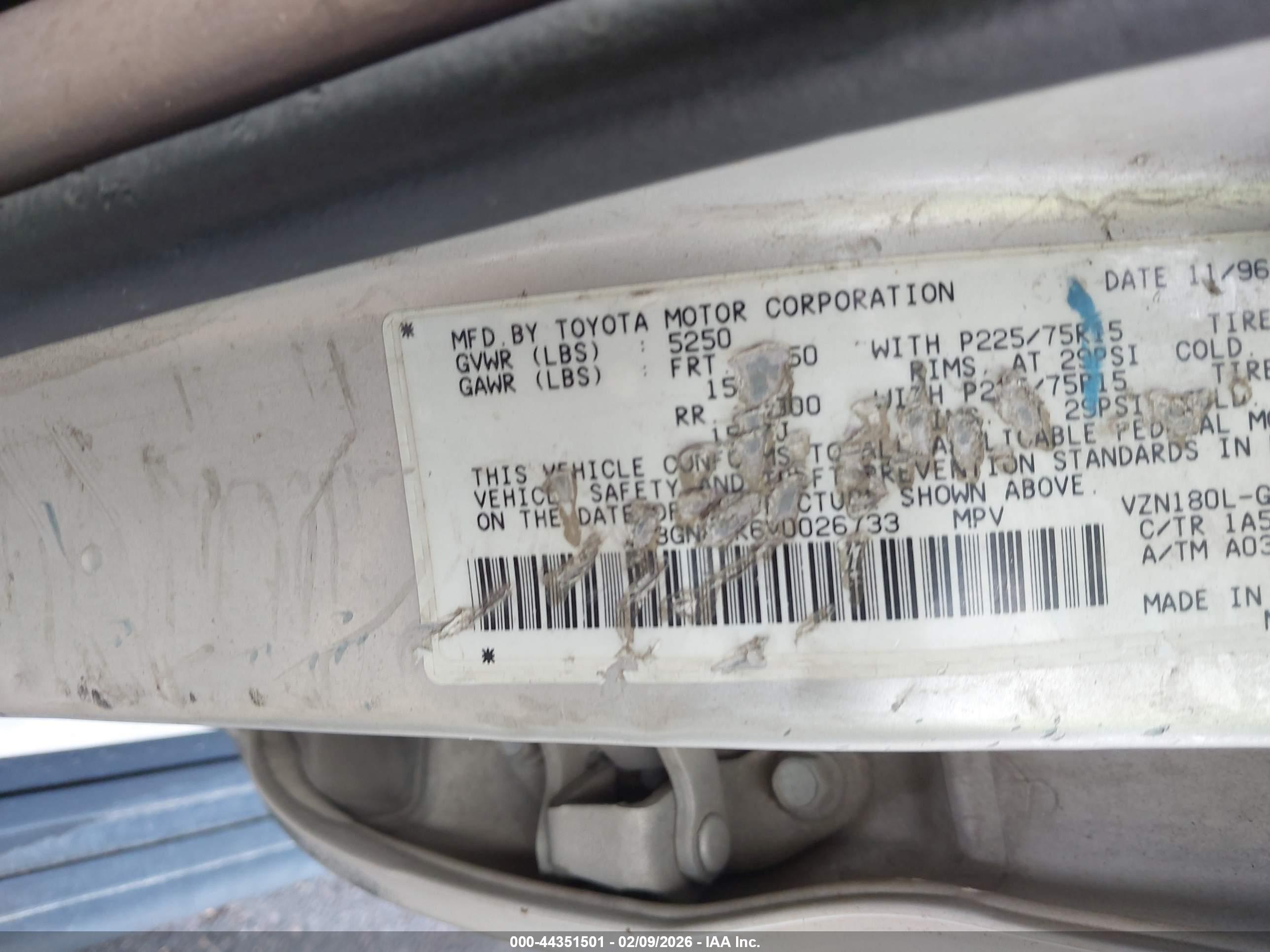 TOYOTA 4RUNNER image 9