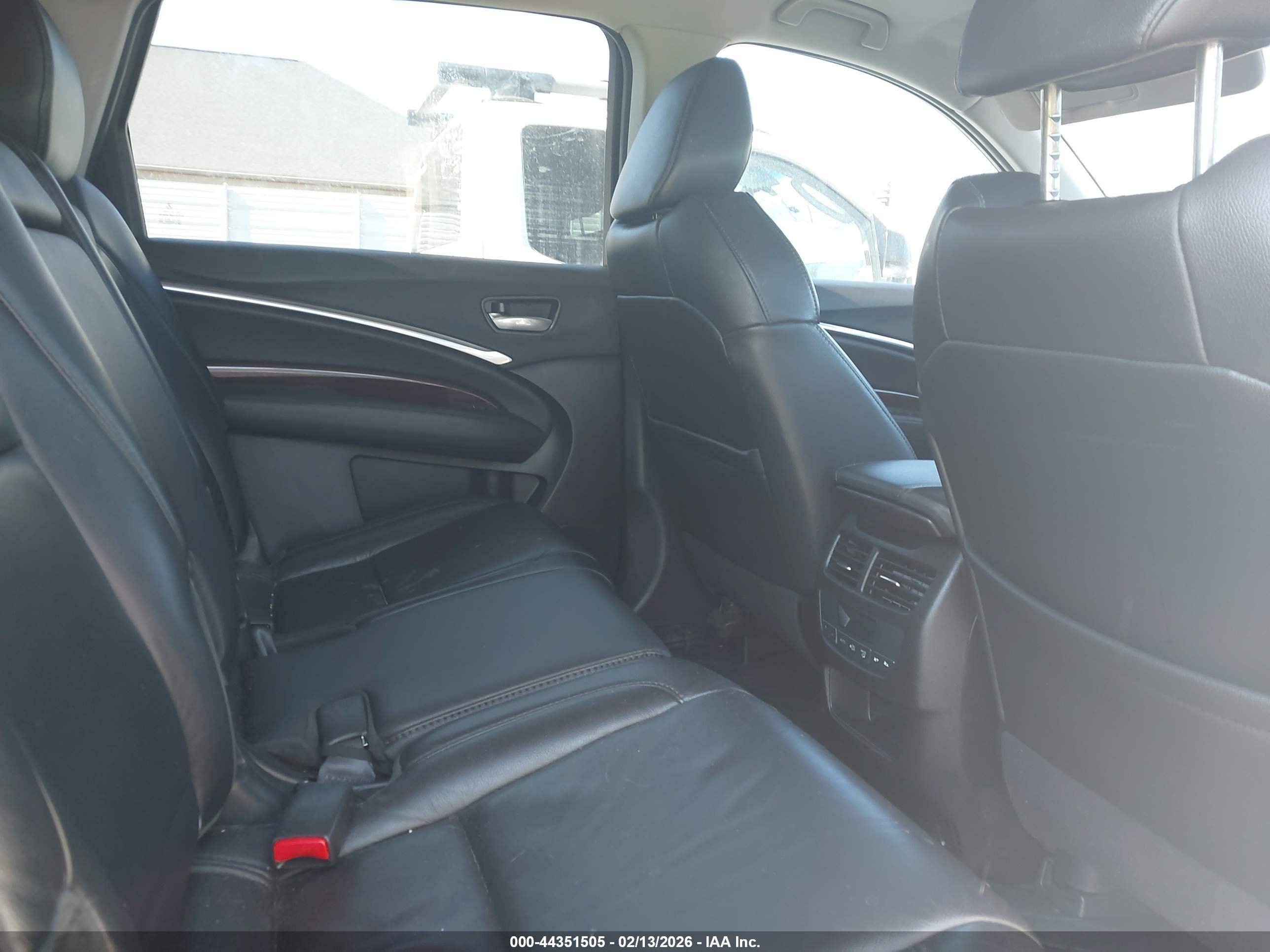 ACURA MDX image 8