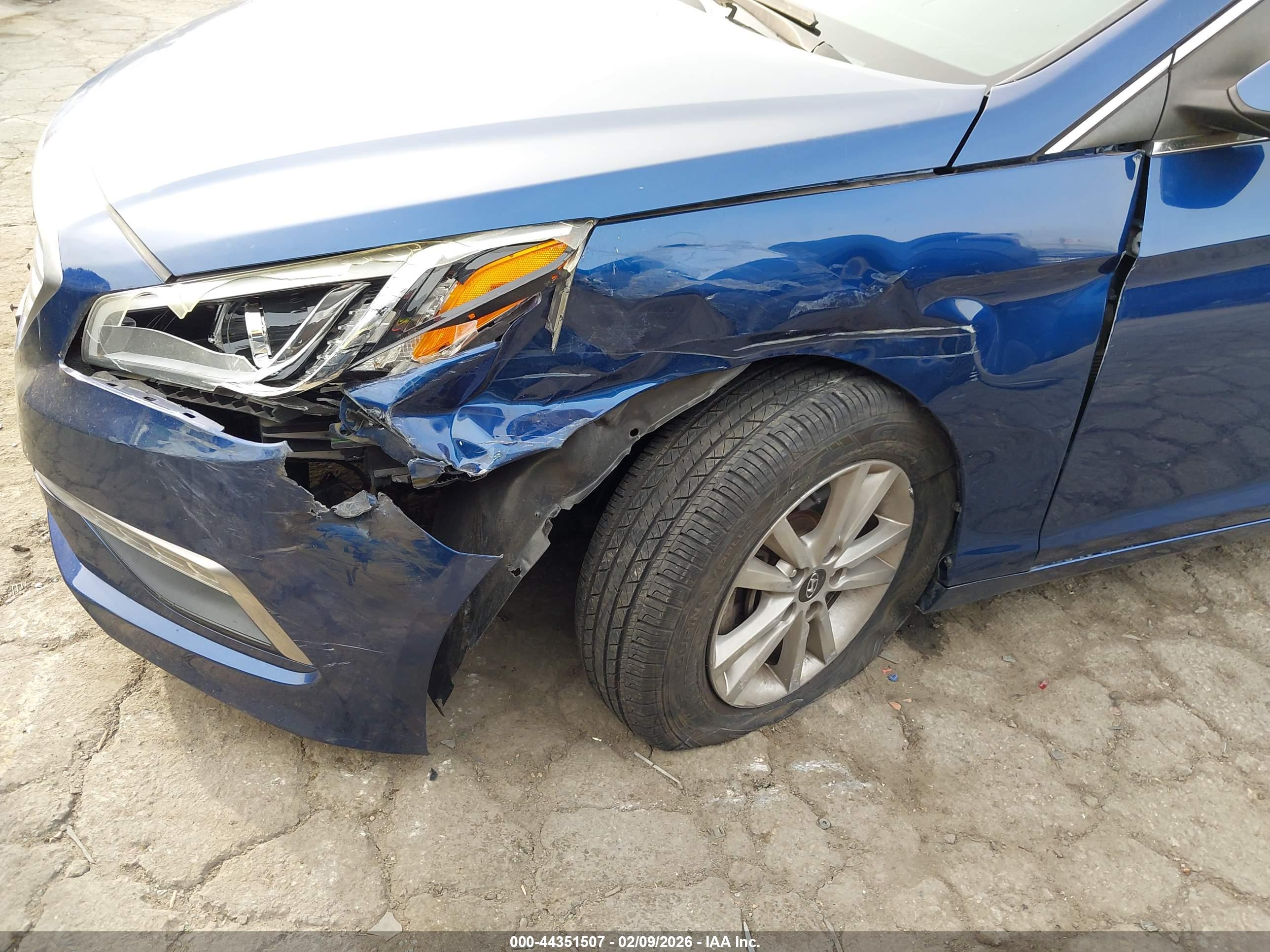 HYUNDAI SONATA image 6