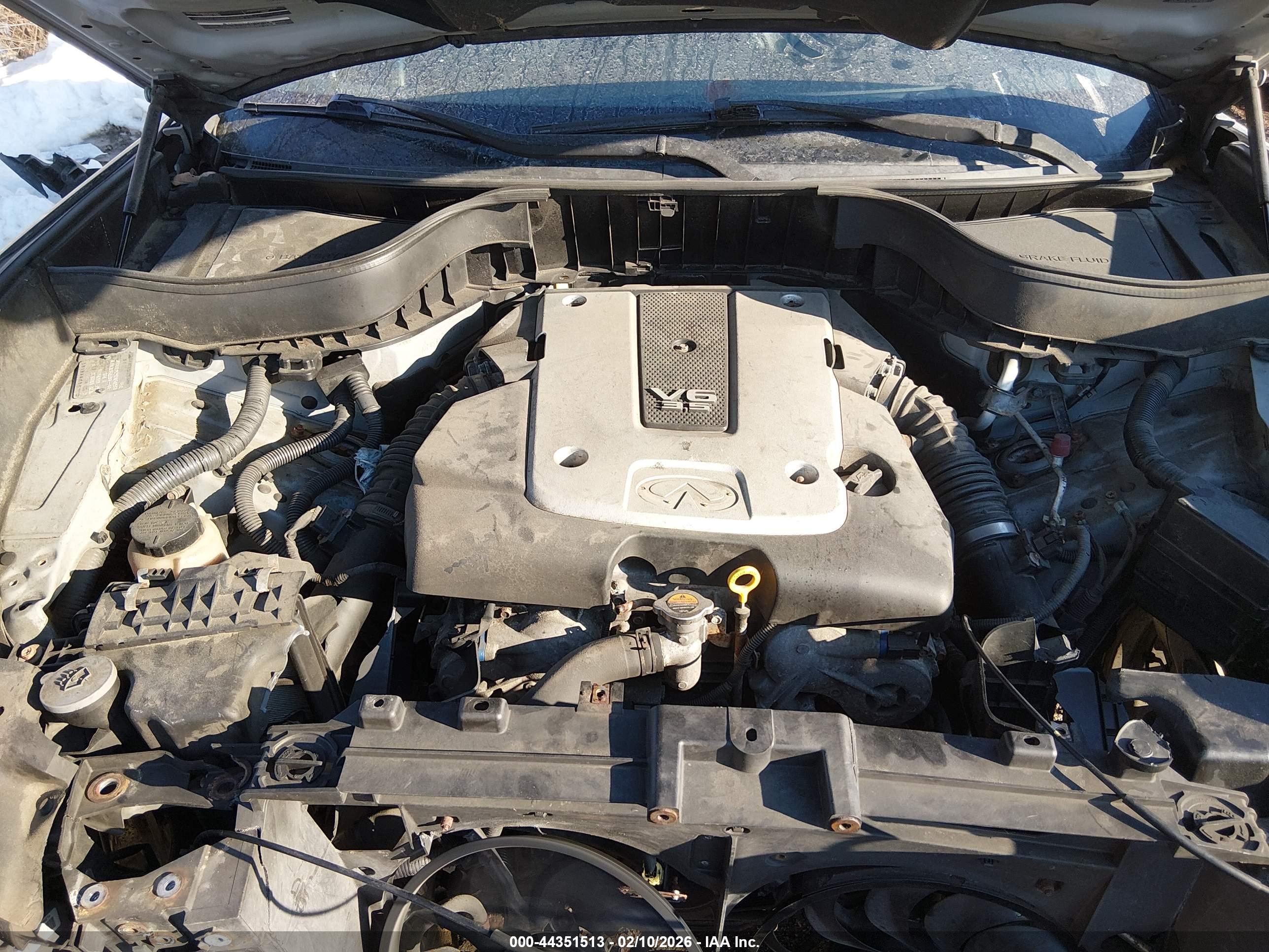INFINITI FX35 image 10