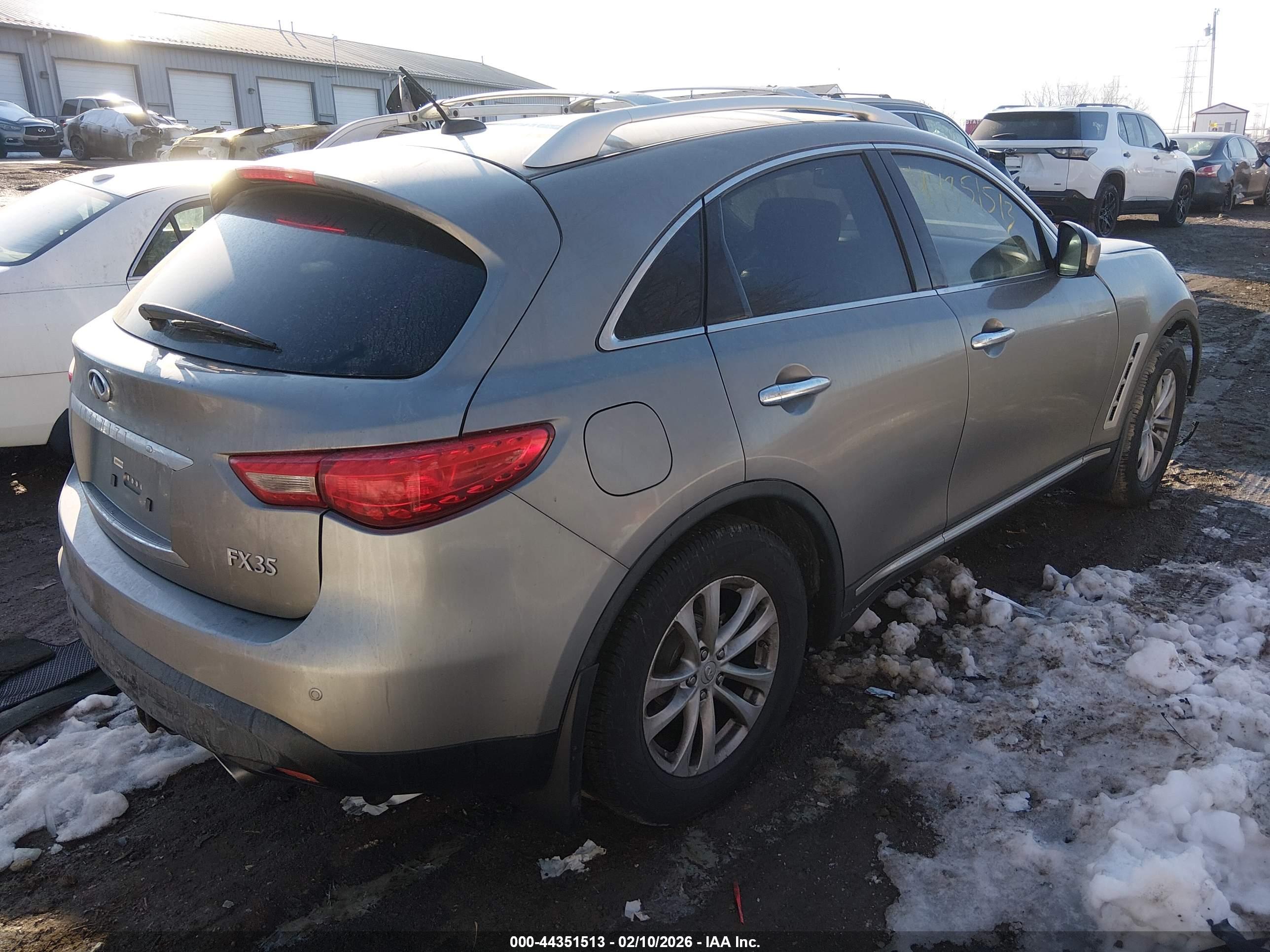 INFINITI FX35 image 4