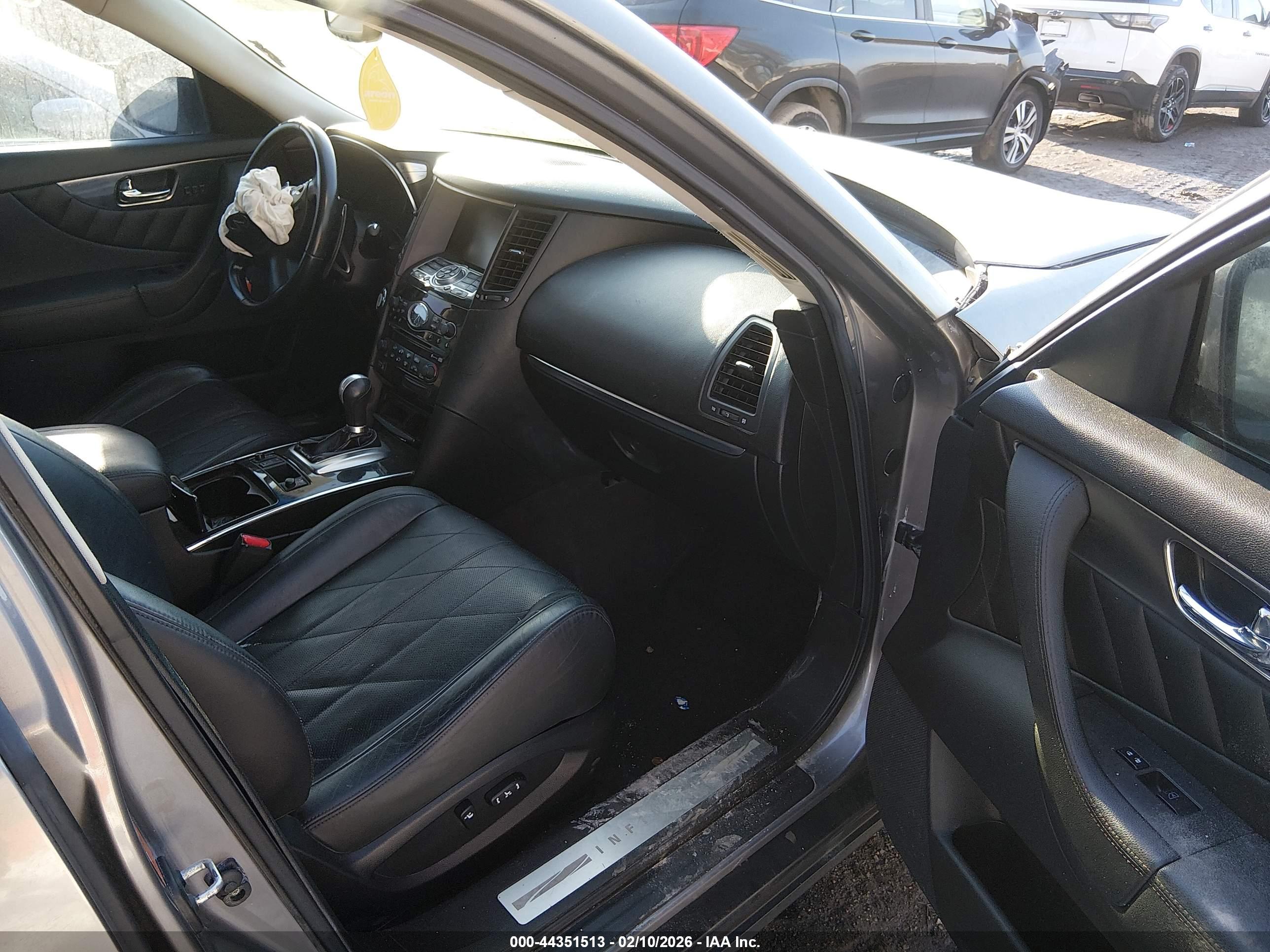 INFINITI FX35 image 5
