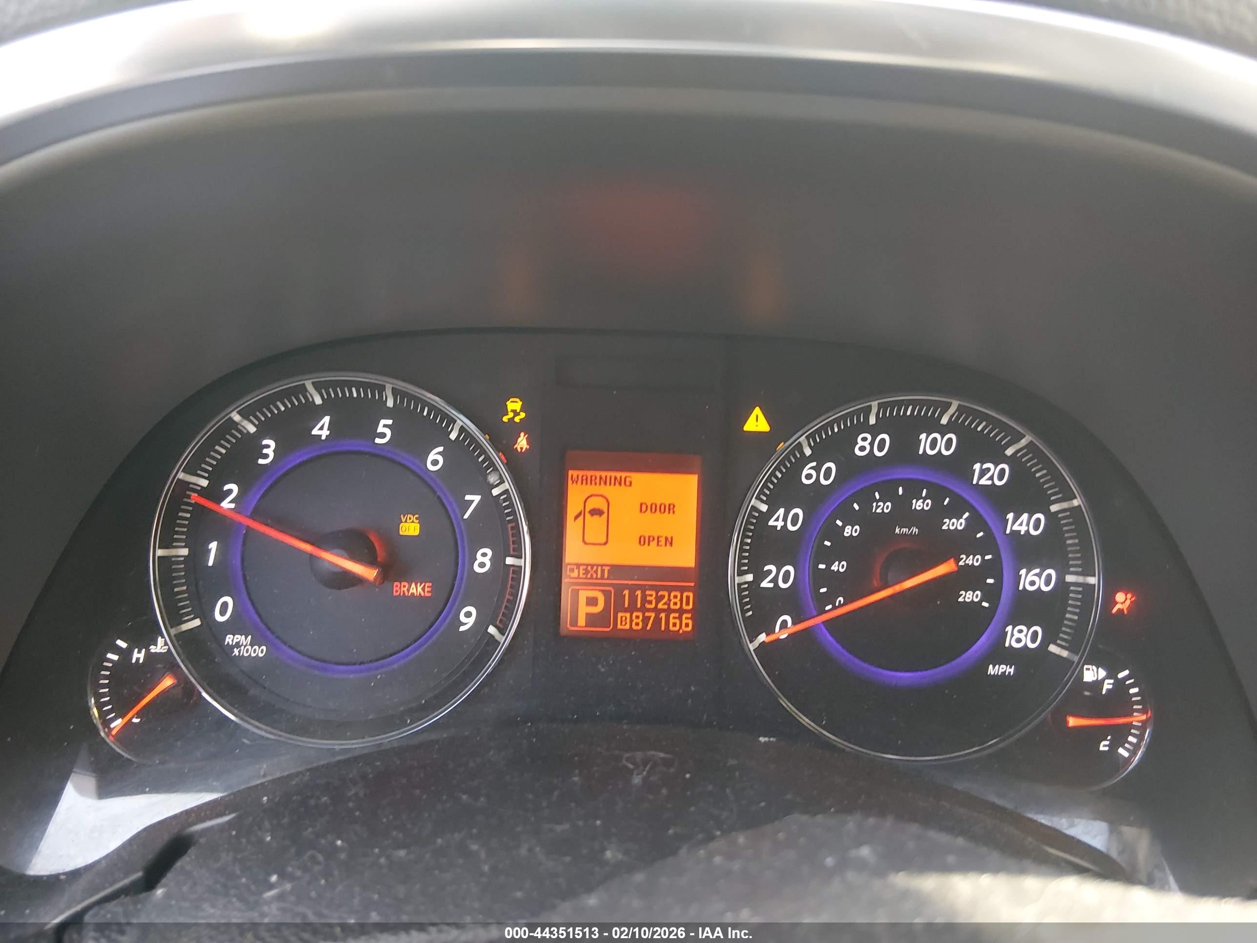 INFINITI FX35 image 7