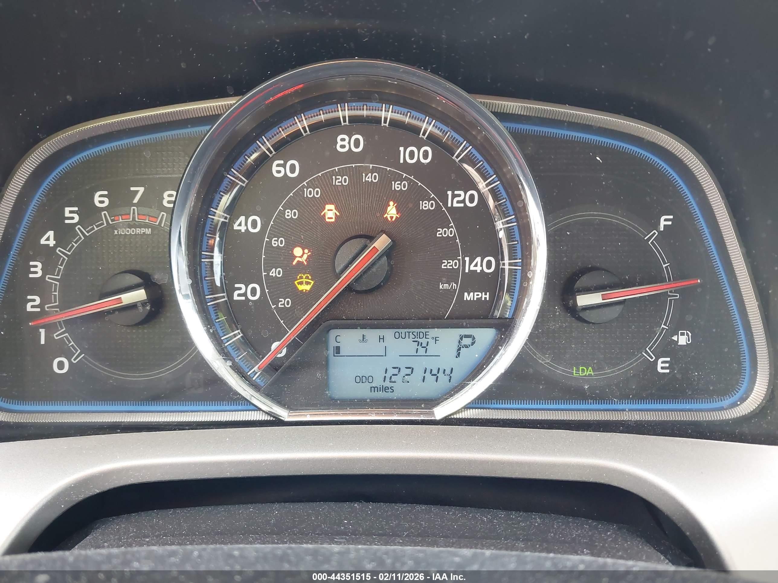 TOYOTA RAV4 image 7
