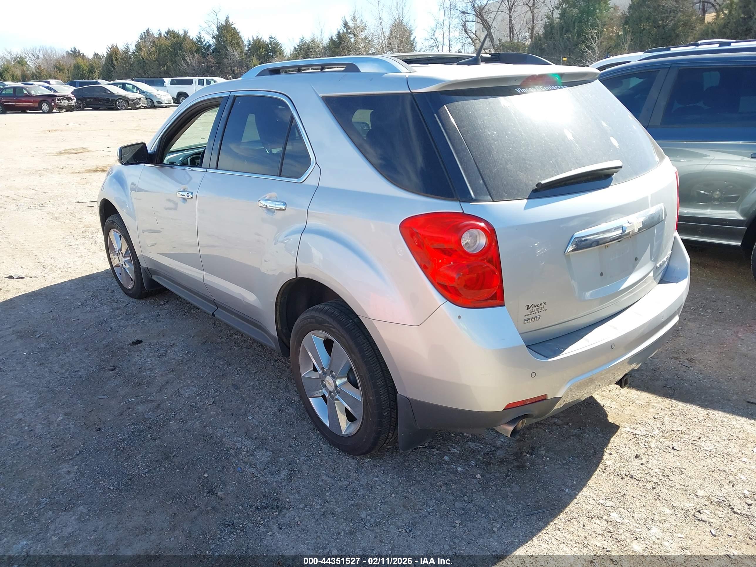 CHEVROLET EQUINOX image 3