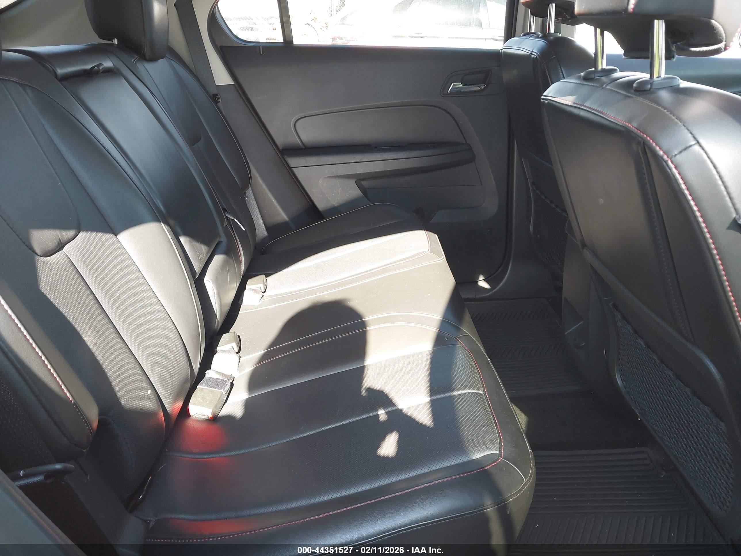 CHEVROLET EQUINOX image 8