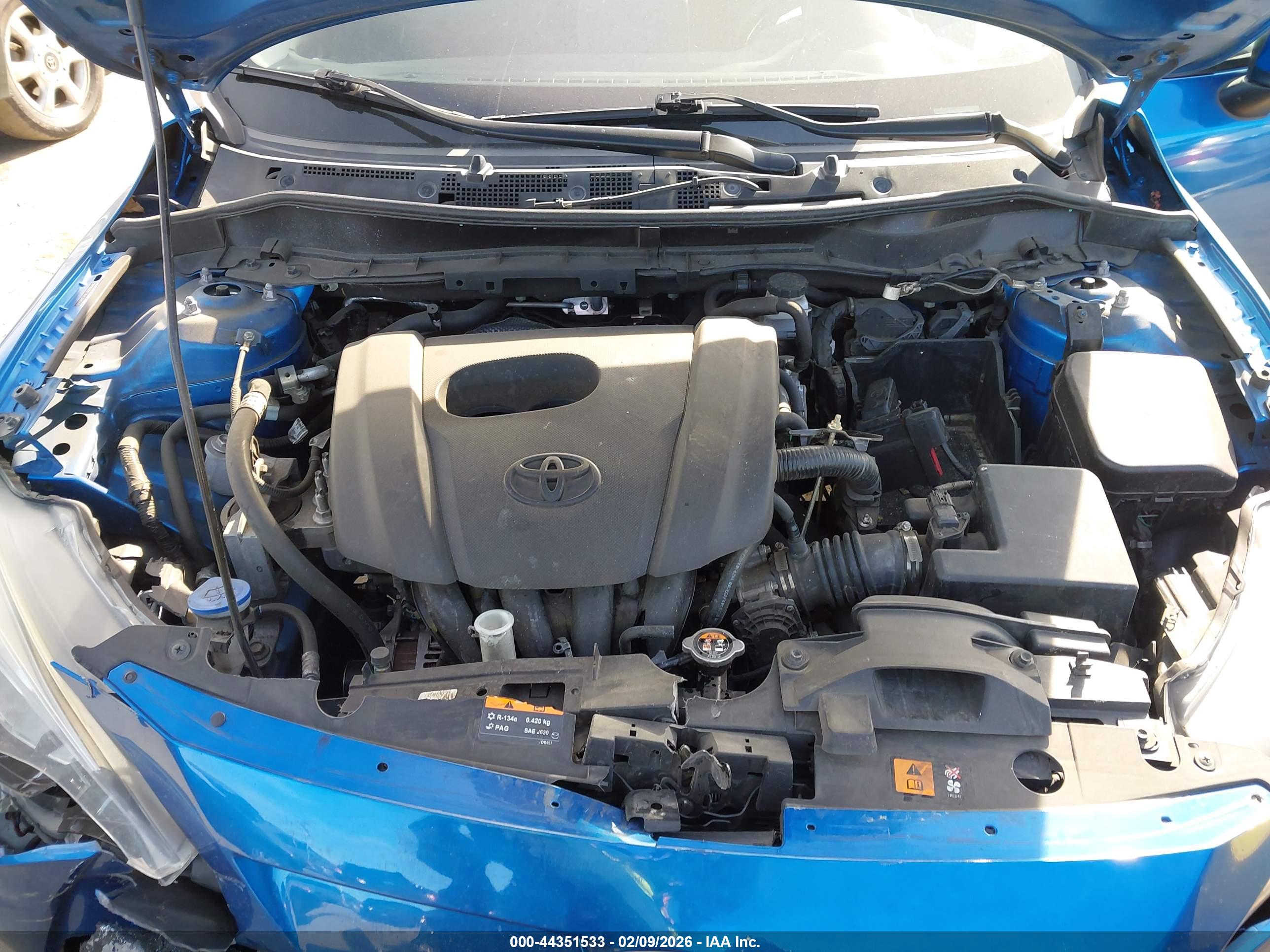 TOYOTA YARIS image 10