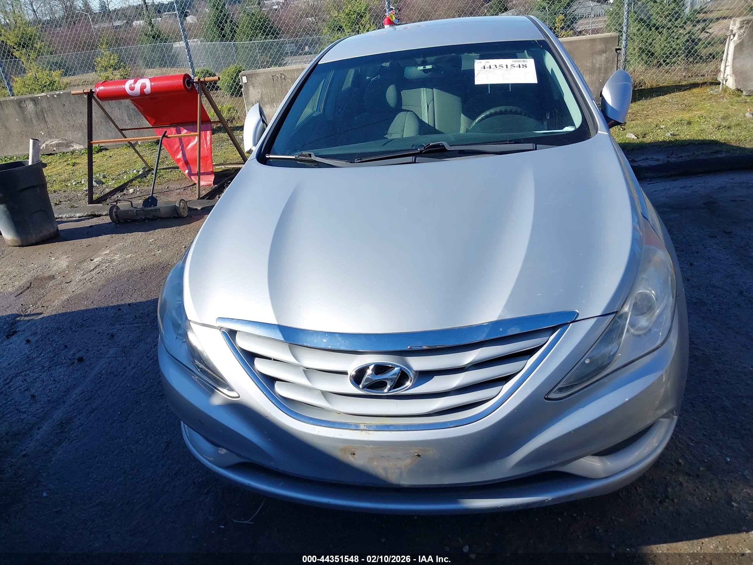 HYUNDAI SONATA image 6