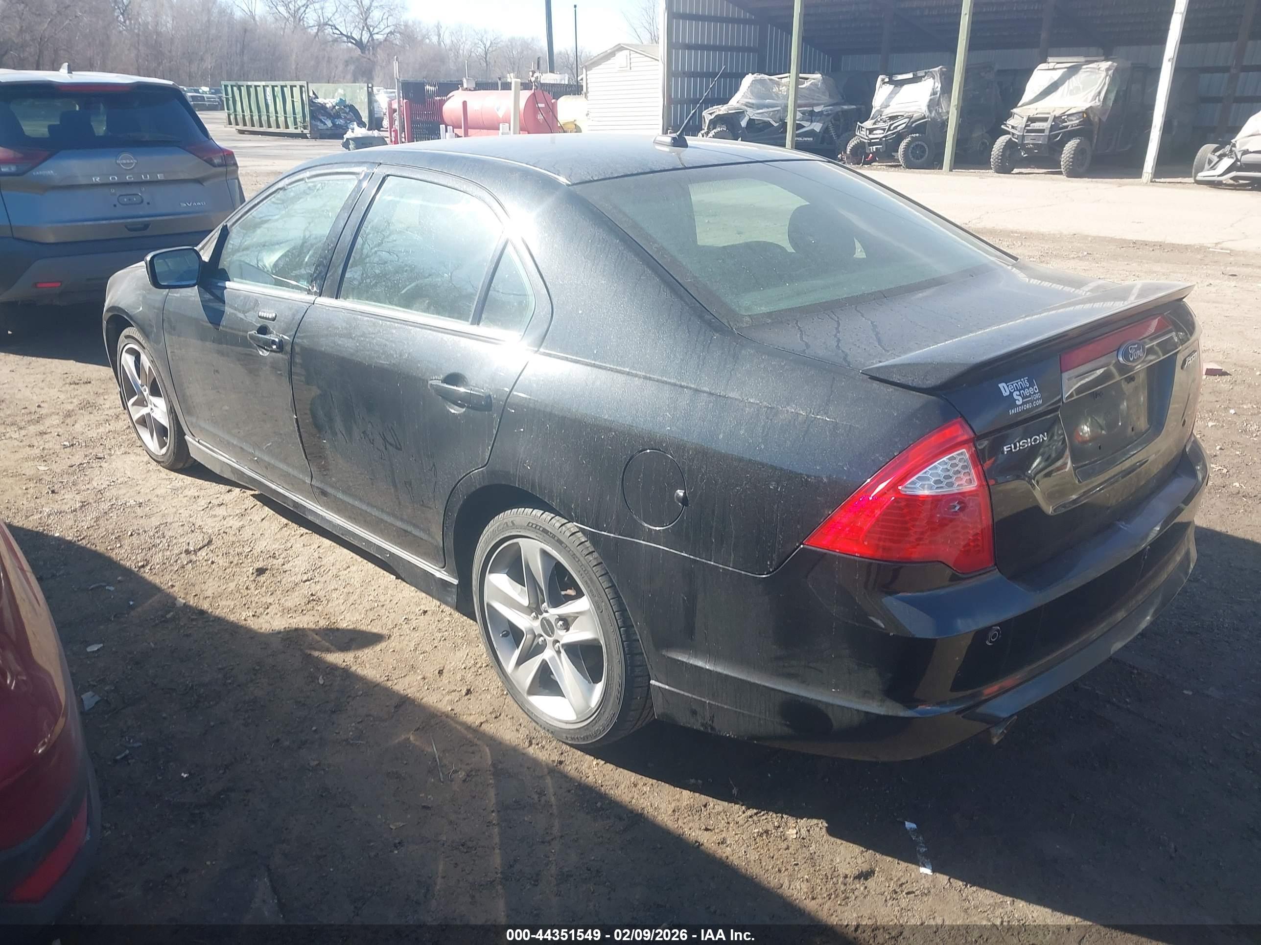 FORD FUSION image 3